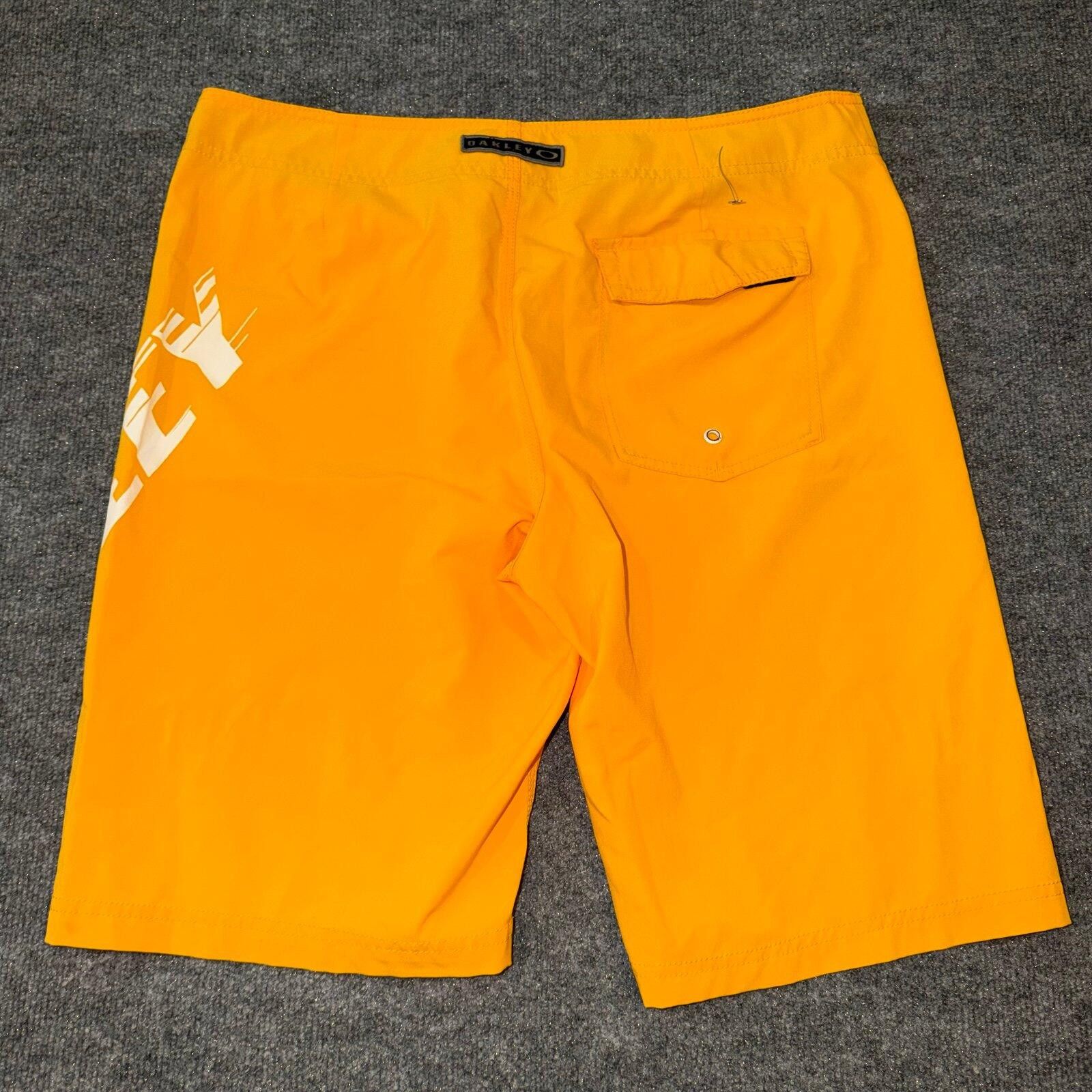 Oakley Oakley Yellow Spellout Logo Surf Trunks Mens XL (36) Size US 36 / EU 52 - 4 Thumbnail