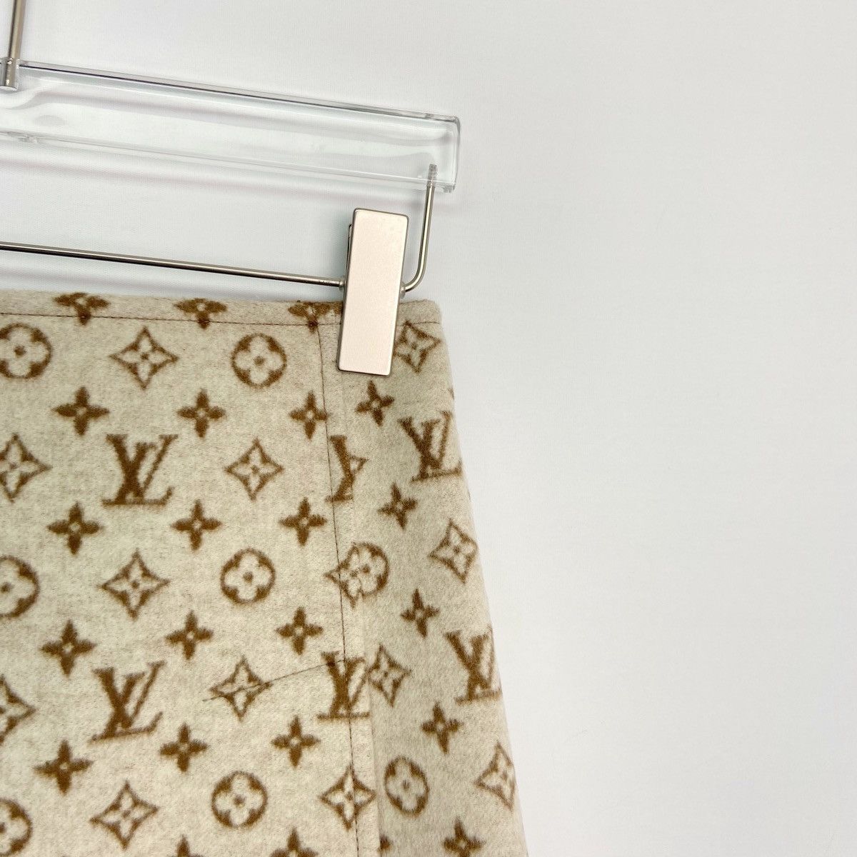 Louis Vuitton Louis Vuitton Wool Jacquard A-line Mini Skirt K26WX Size 32" / US 10 / IT 46 - 3 Thumbnail