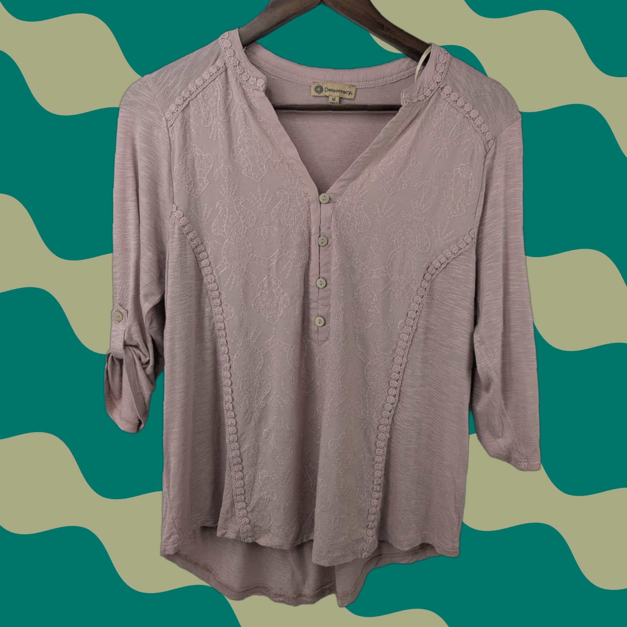 Vintage Democracy Blouse 3/4 Roll Tab Sleeve Button Front Embroidered V-Neck Pink M Womens Boho Casual Shirt Regular Fit Size M / US 6-8 / IT 42-44 - 1 Thumbnail