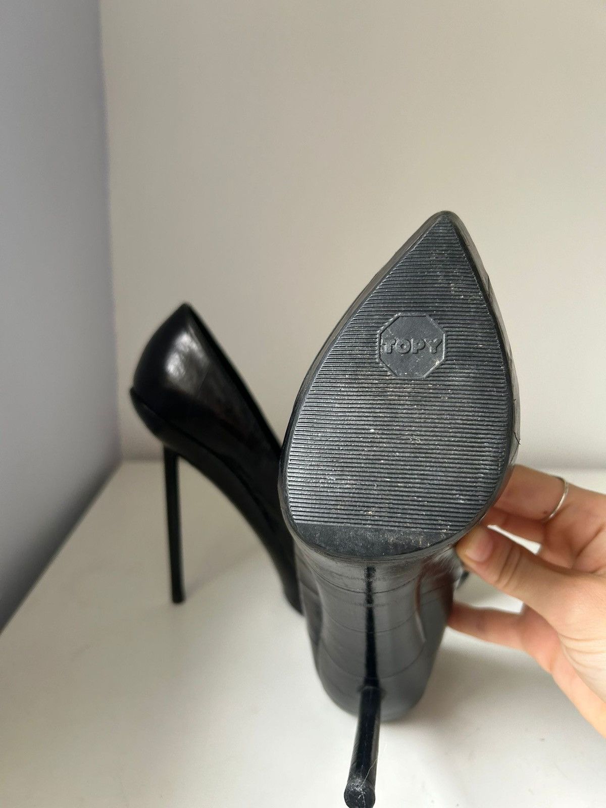 Yves Saint Laurent Yves saint Laurent heels Size US 6 / IT 36 - 7 Thumbnail