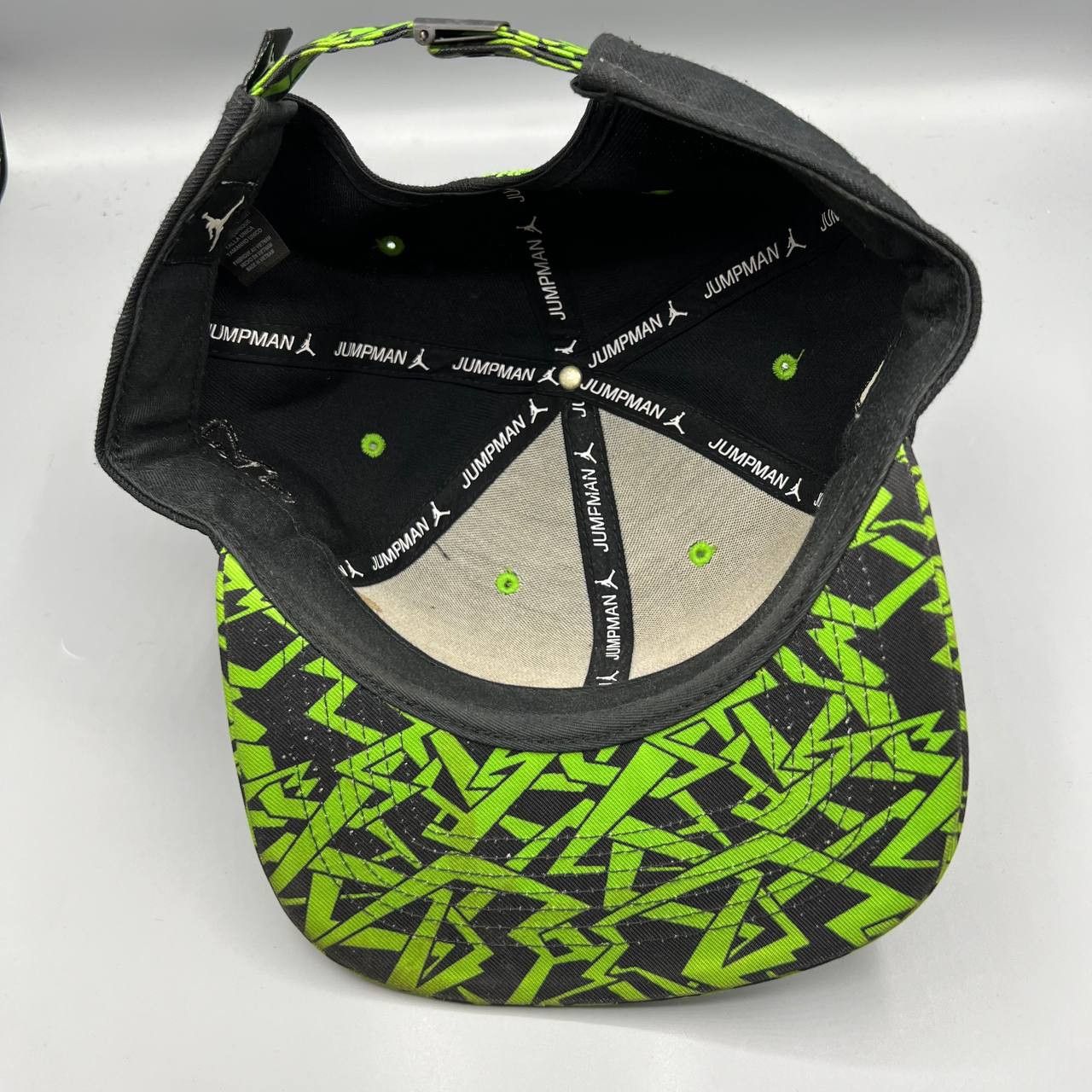 Jordan Brand Air Jordan Hat Men Mad as a Mars Hare Jumpman Strap Back Cap Size ONE SIZE - 5 Thumbnail