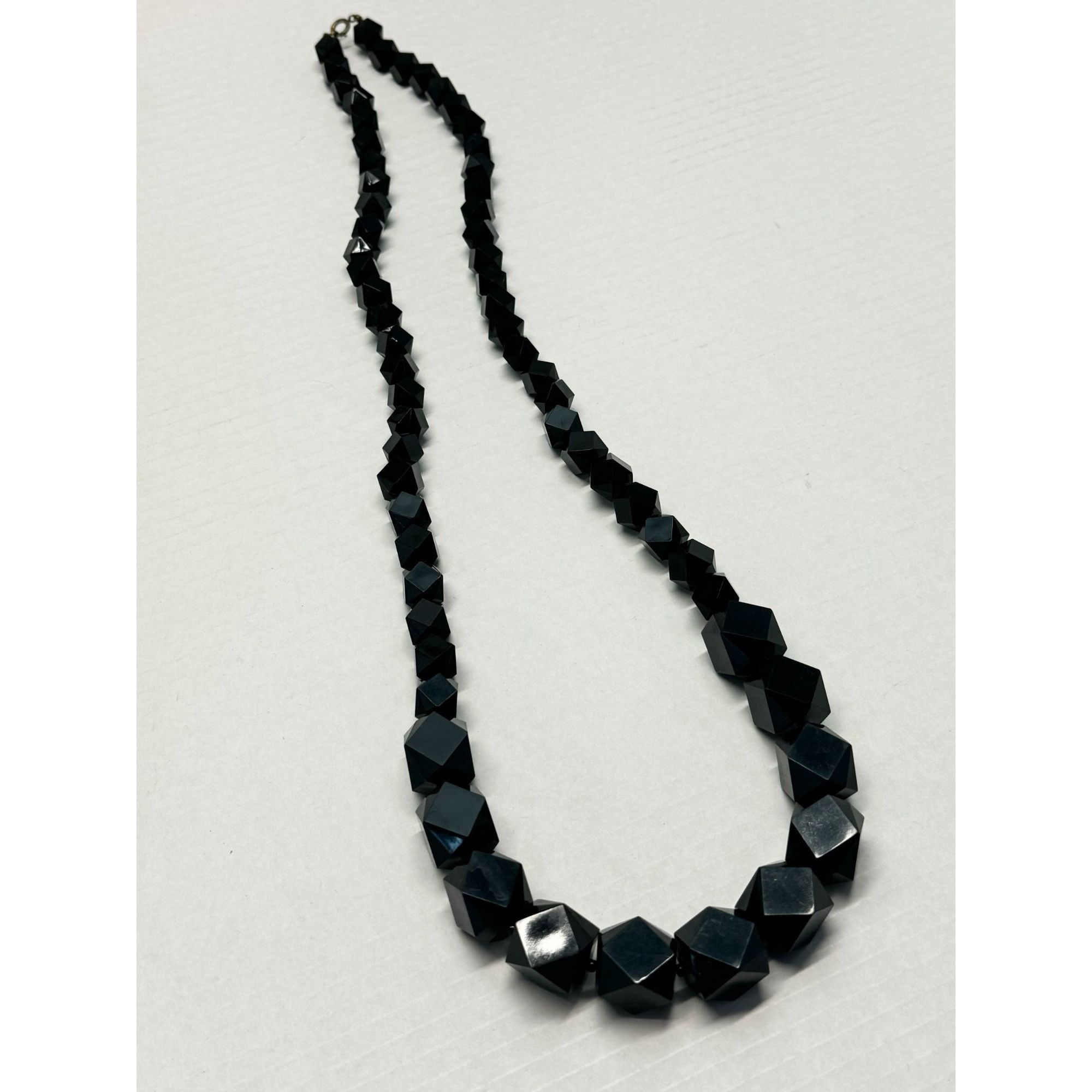 Vintage Vintage black graduating beaded necklace Size ONE SIZE - 4 Thumbnail