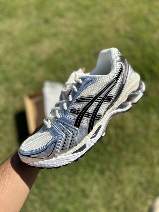 Kayano 44 outlet