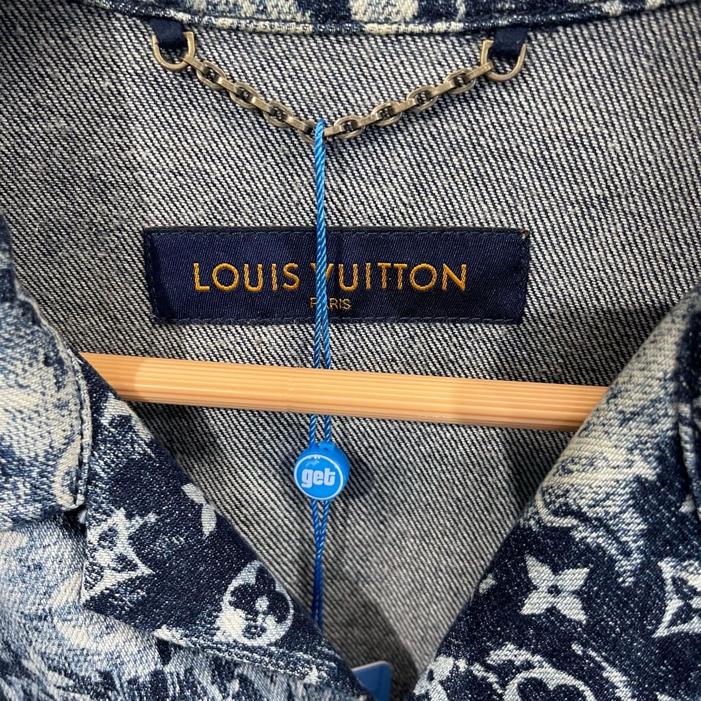 Louis Vuitton LV Tapestry All-Over Print Denim Short-Sleeve Shirt Size US XL / EU 56 / 4 - 3 Thumbnail