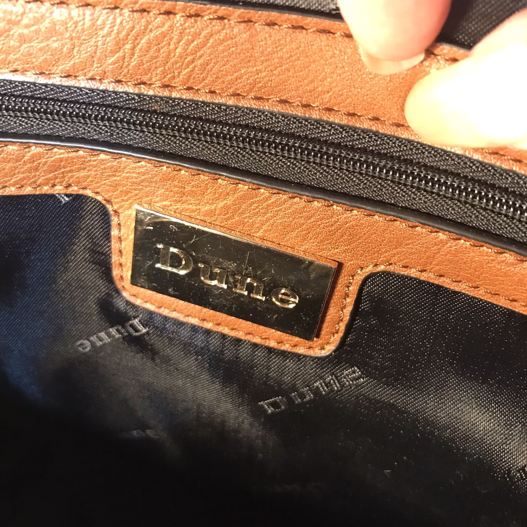 Vintage Dune Faux Leather Crossbody Bag with Gold Trim - Large Chestnut Messenger for Women Size 36" / US 14 / IT 50 - 7 Thumbnail