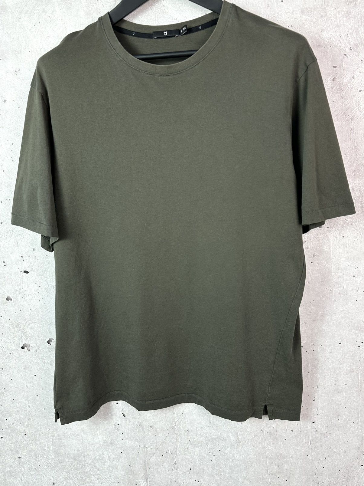 Jil Sander Jil Sander Uniqlo Basic Cotton Khaki Short Sleeve Size US M / EU 48-50 / 2 - 4 Thumbnail