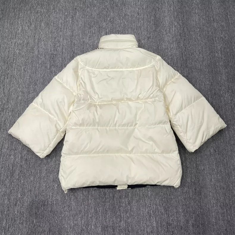 Gucci Gucci Size 36 White striped string logo down jacket size36 Size US XXS / EU 40 - 7 Thumbnail