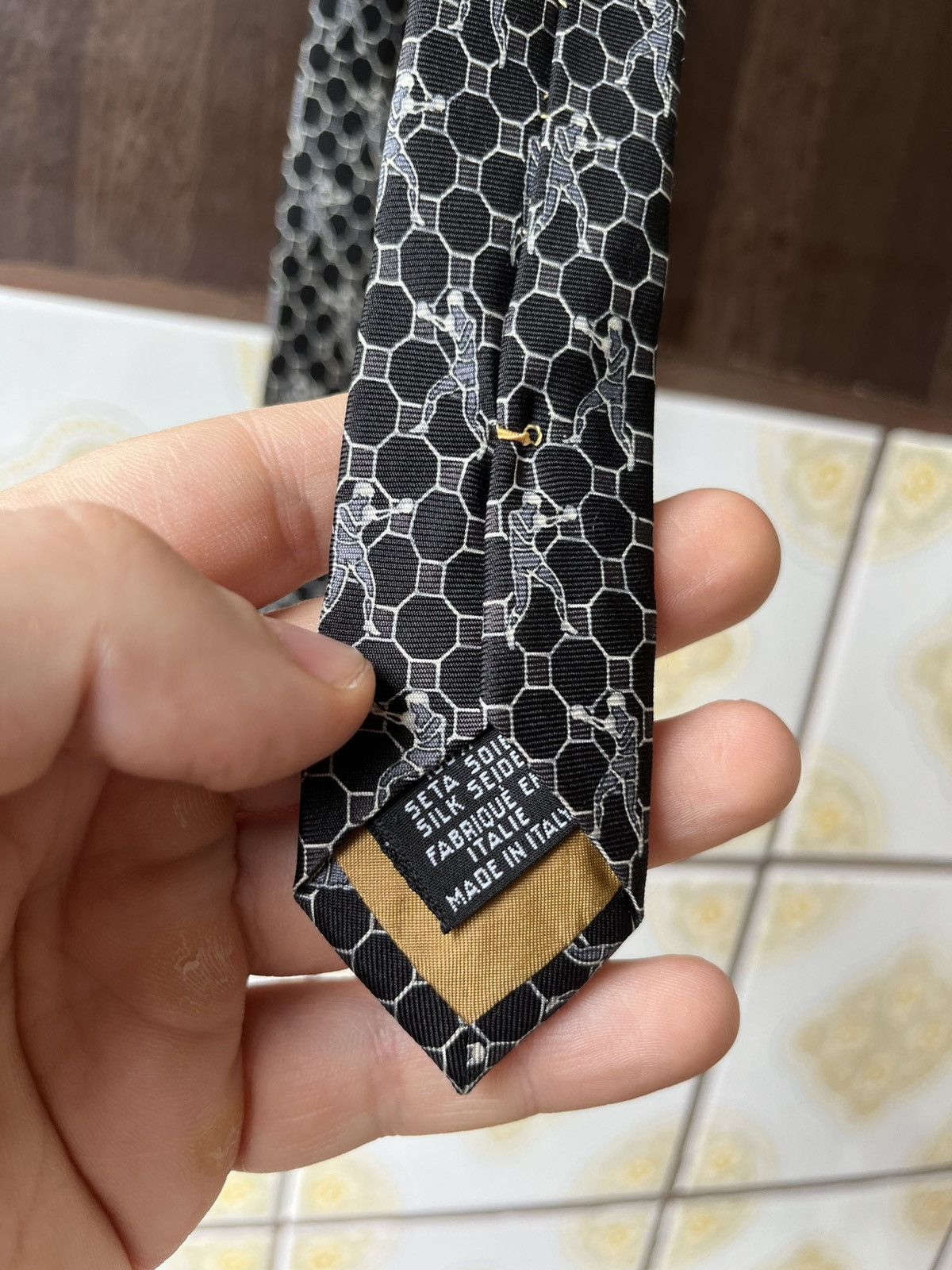 Yves Saint Laurent RARE exclusive Boxing man Yves Saint Laurent silk tie Size ONE SIZE - 5 Thumbnail