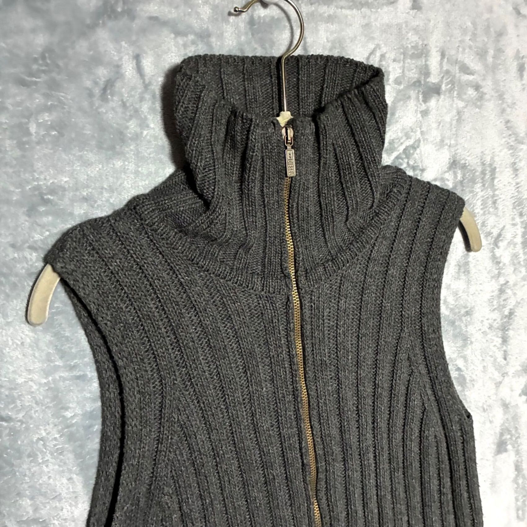 Diesel VINTAGE Diesel Ribbed Knit Full Zip Sweater Vest Charcoal Grey Made in Italy Small Womens Size S / US 4 / IT 40 - 4 Thumbnail