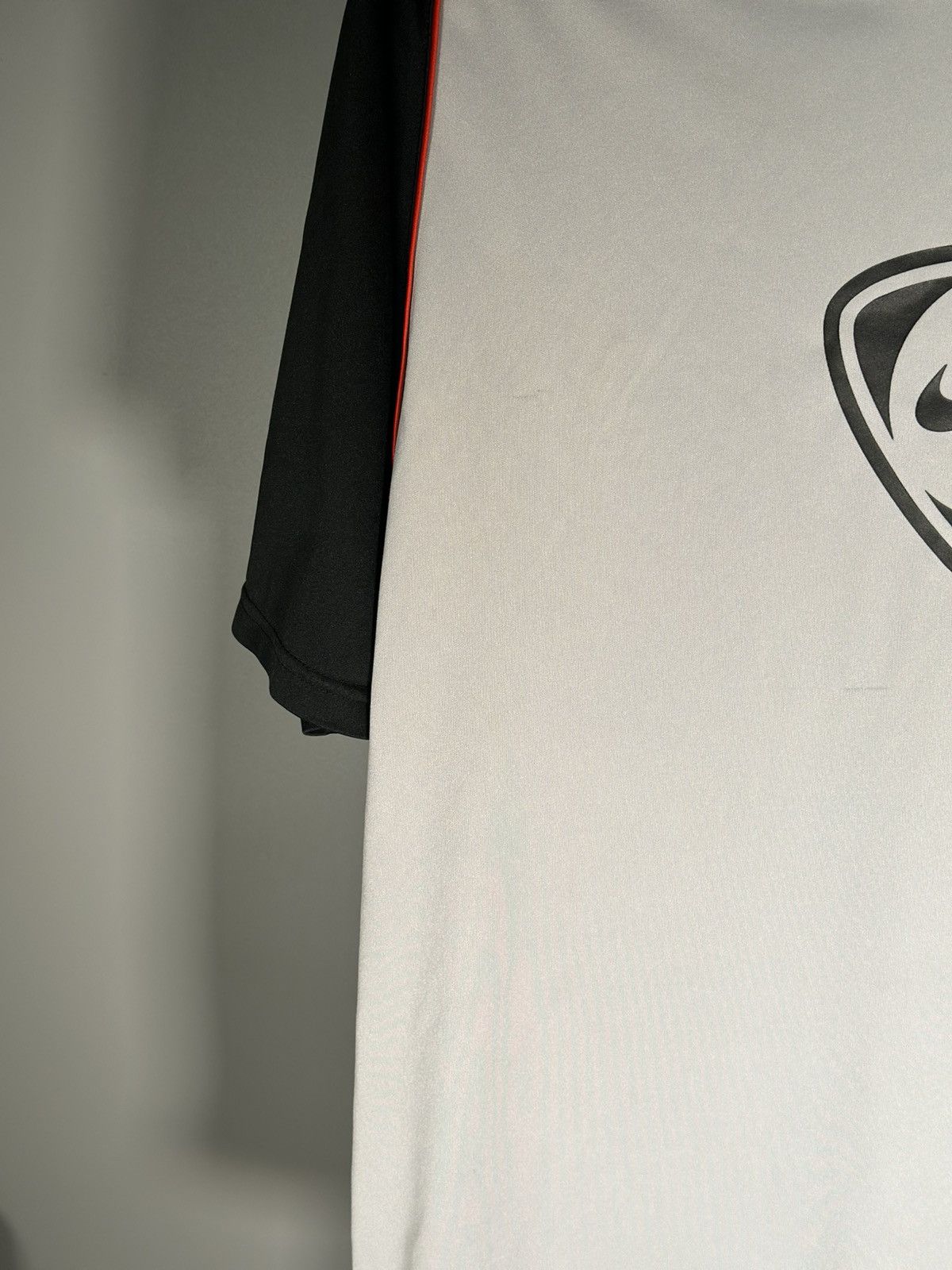 Nike VINTAGE BIG LOGO LARGE NIKE TEE🔥 Size US L / EU 52-54 / 3 - 9 Thumbnail