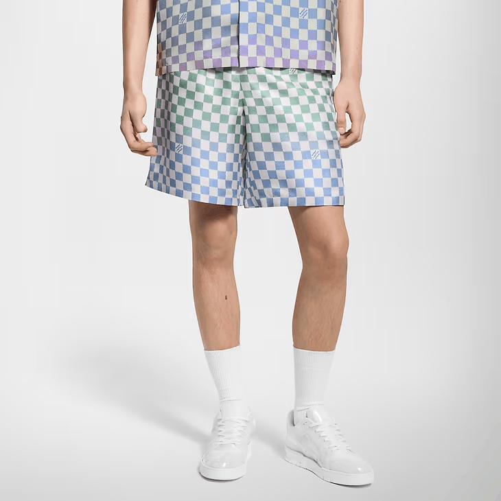 Louis Vuitton Damier Gradient Printed Silk Shorts Size US 42 / EU 58 - 4 Thumbnail