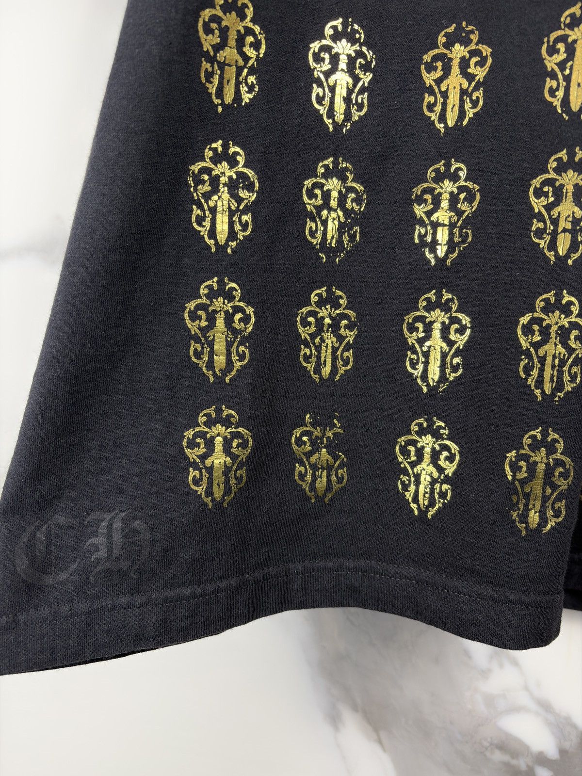 Chrome Hearts Chrome Hearts Vintage Metallic Gold Dagger Pocket Tshirt Size US L / EU 52-54 / 3 - 4 Thumbnail