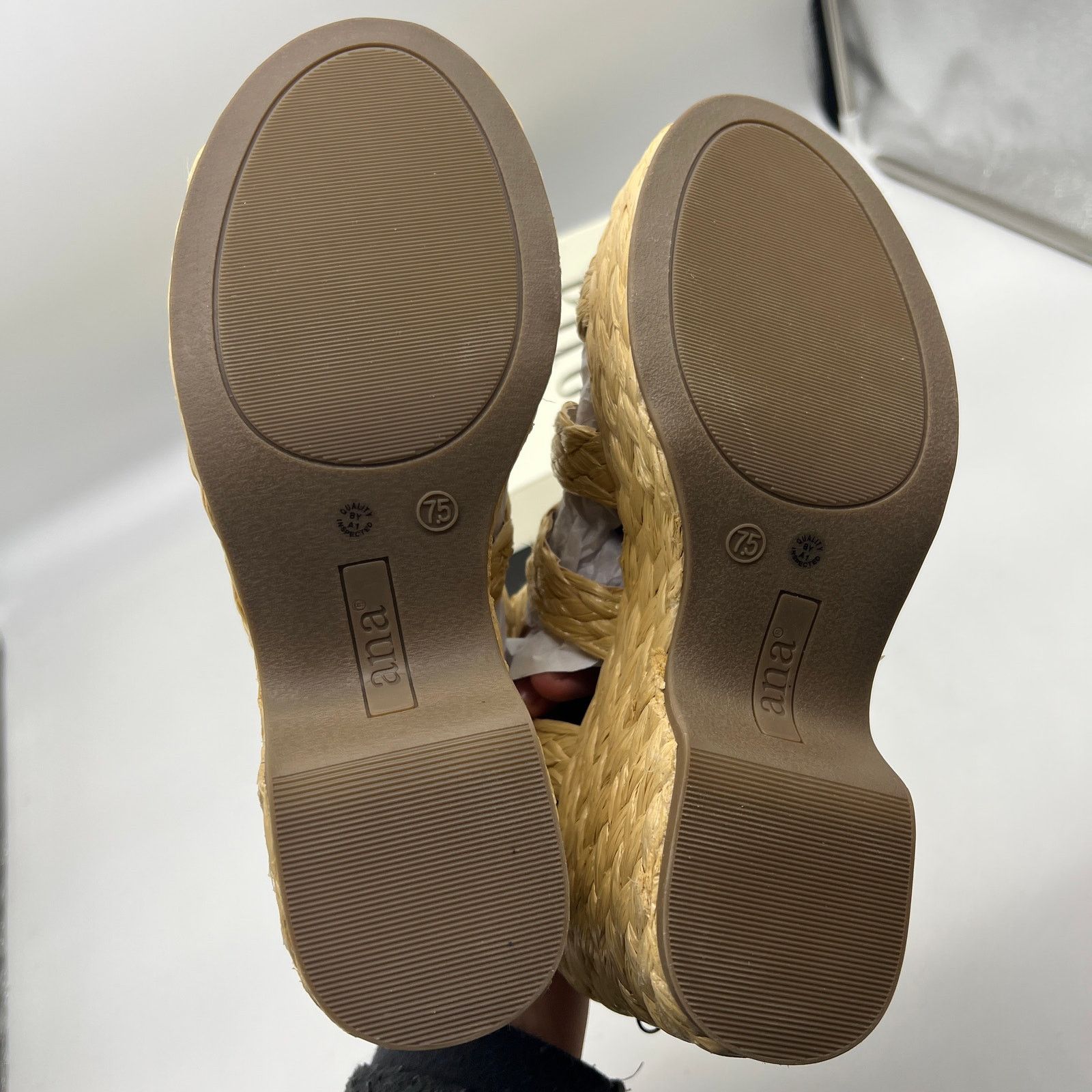 Other a.n.a Womens Merlin Wedge Sandals Brown Natural Size 7.5M Size US 7.5 / IT 37.5 - 10 Thumbnail
