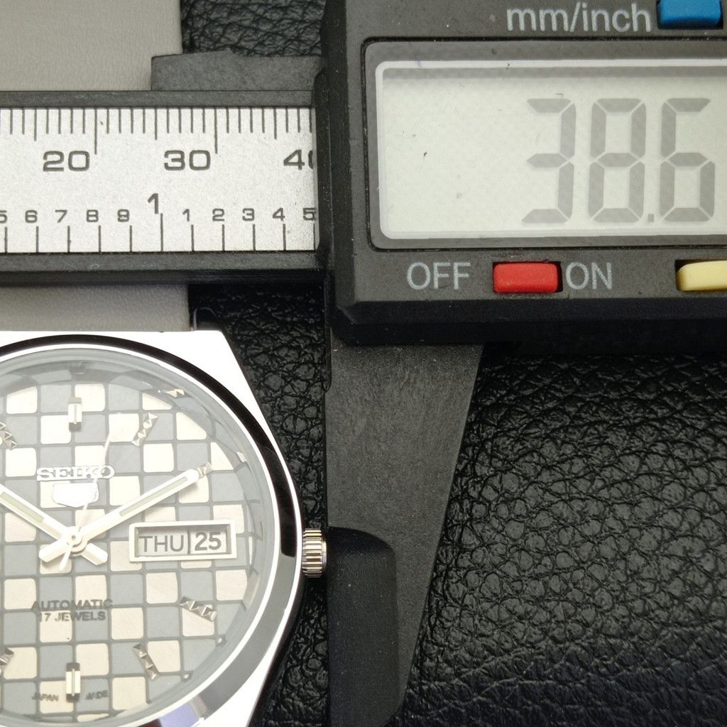 Seiko REFURBISHED VINTAGE SEIKO 5 AUTO JAPAN MENS WATCH a440221 Size 38 - 7 Thumbnail