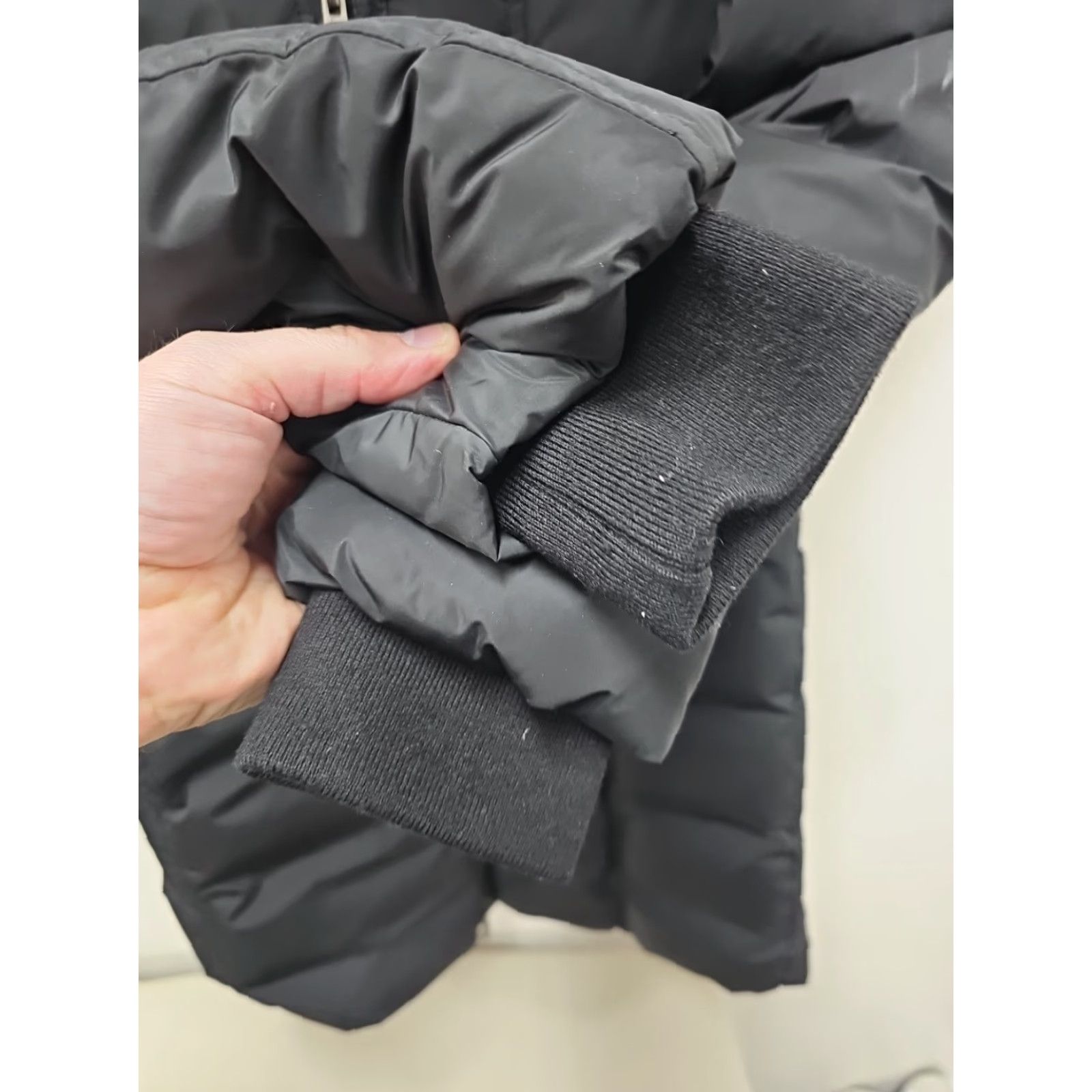 Mackage MACKAGE Brigid Knit Trim Down Coat/Jacket Sz: Medium Mens Womens Spring 37 Long Black Down Coat with Zip Hoodie Parka Size M / US 6-8 / IT 42-44 - 6 Thumbnail