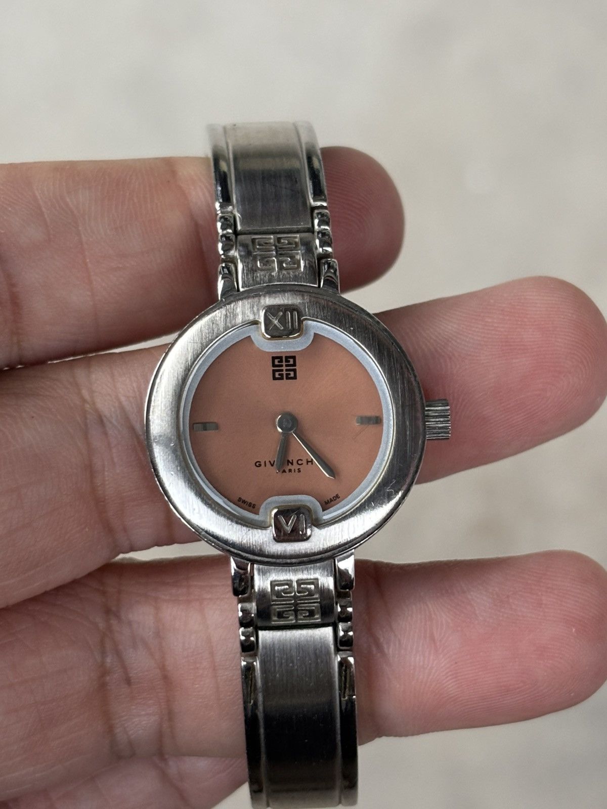 Givenchy Vintage Givenchy swiss made watches Size ONE SIZE - 7 Thumbnail