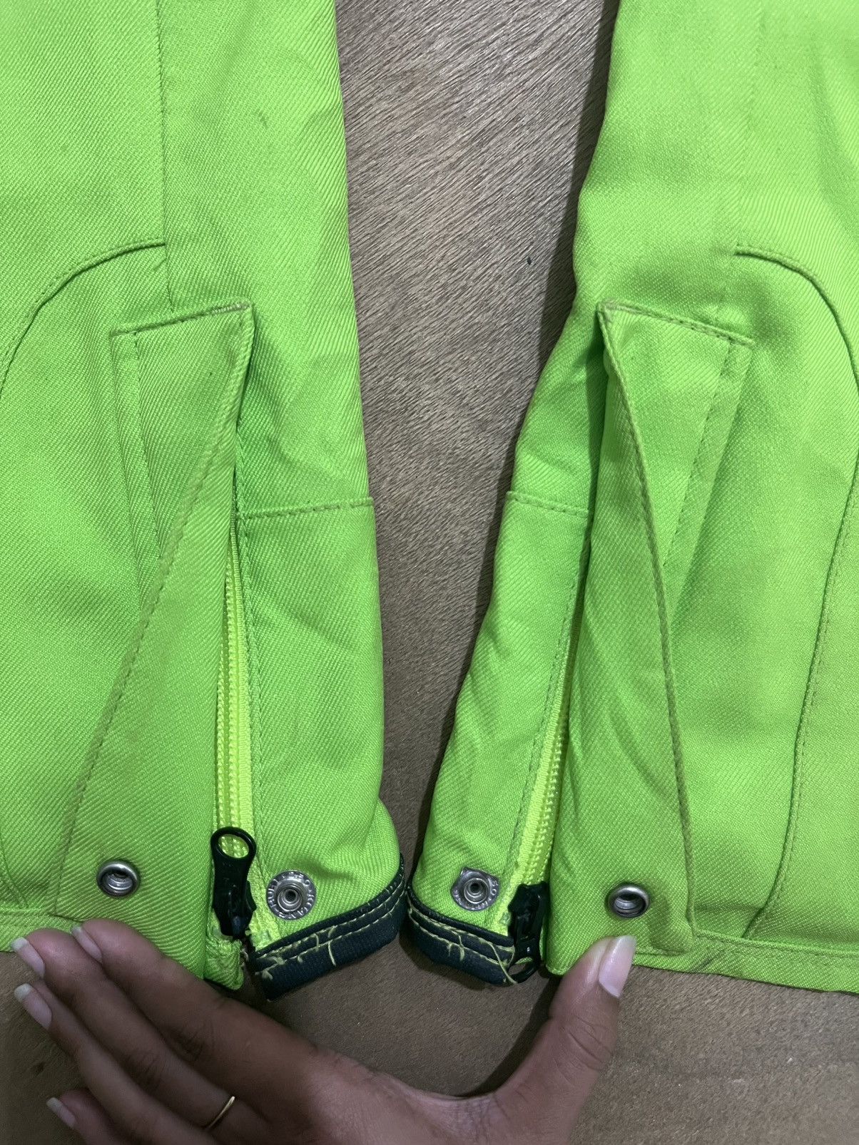 Volcom Vintage Volcom Nimbus Snowboard Ski Pants Neon Green Size US 35 - 11 Thumbnail