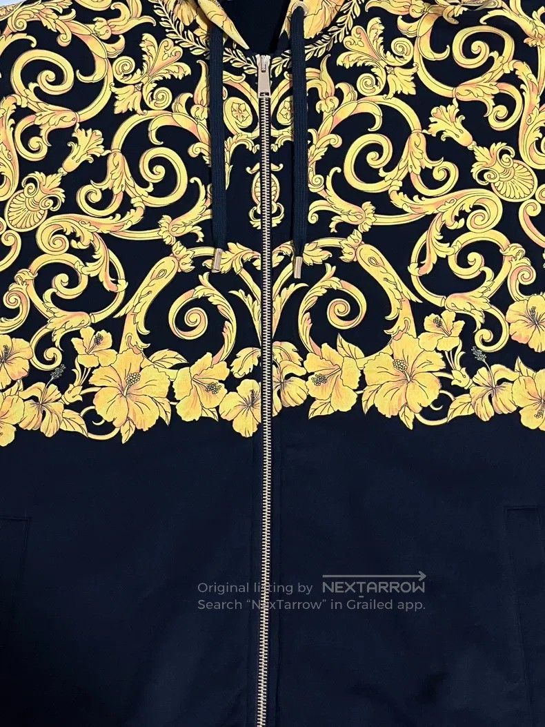 Versace Versace Jacket and sweatshirt Size US L / EU 52-54 / 3 - 4 Thumbnail
