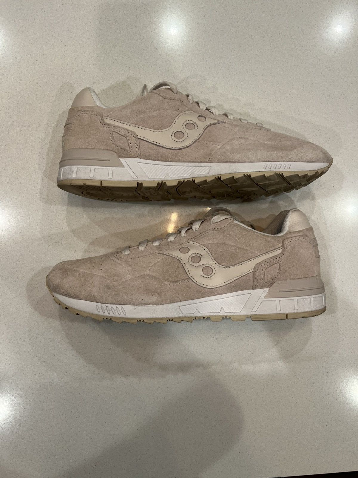Saucony Saucony shadow 5000 “sueded off white” Size US 11.5 / EU 44-45 - 3 Thumbnail