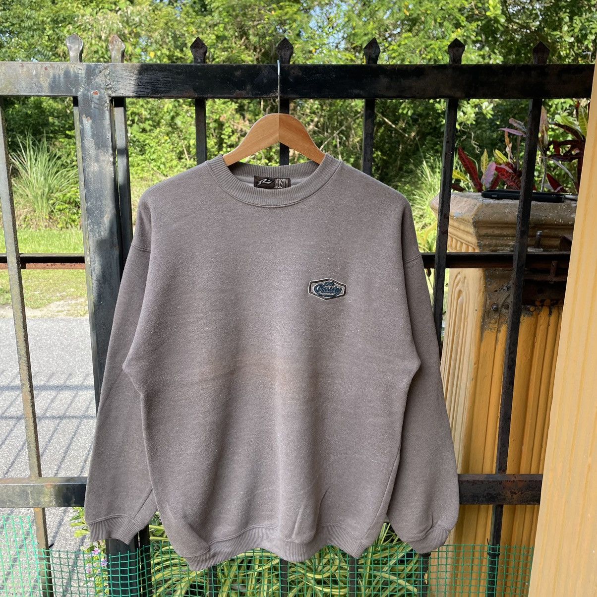 Rusty 🔥Vintage 90s Rusty Mini Logo Surf Skate Sweatshirts Size US M / EU 48-50 / 2 - 1 Thumbnail
