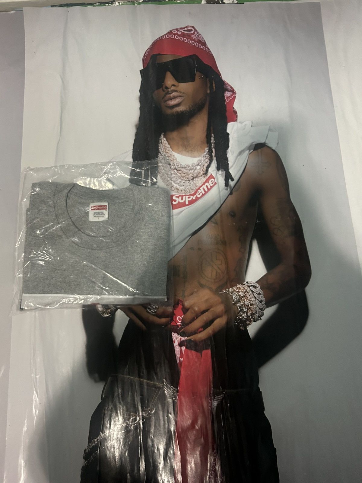 Supreme Supreme Playboi carti photo Tee w poster Size US L / EU 52-54 / 3 - 3 Thumbnail