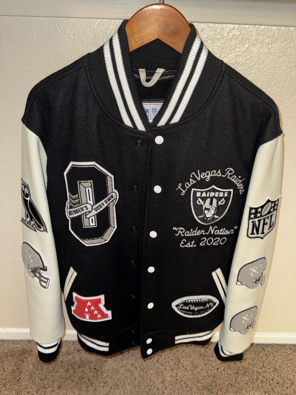 October's Very Own OVO x NFL Las Vegas Raiders varsity jacket Size US M / EU 48-50 / 2 - 4 Thumbnail
