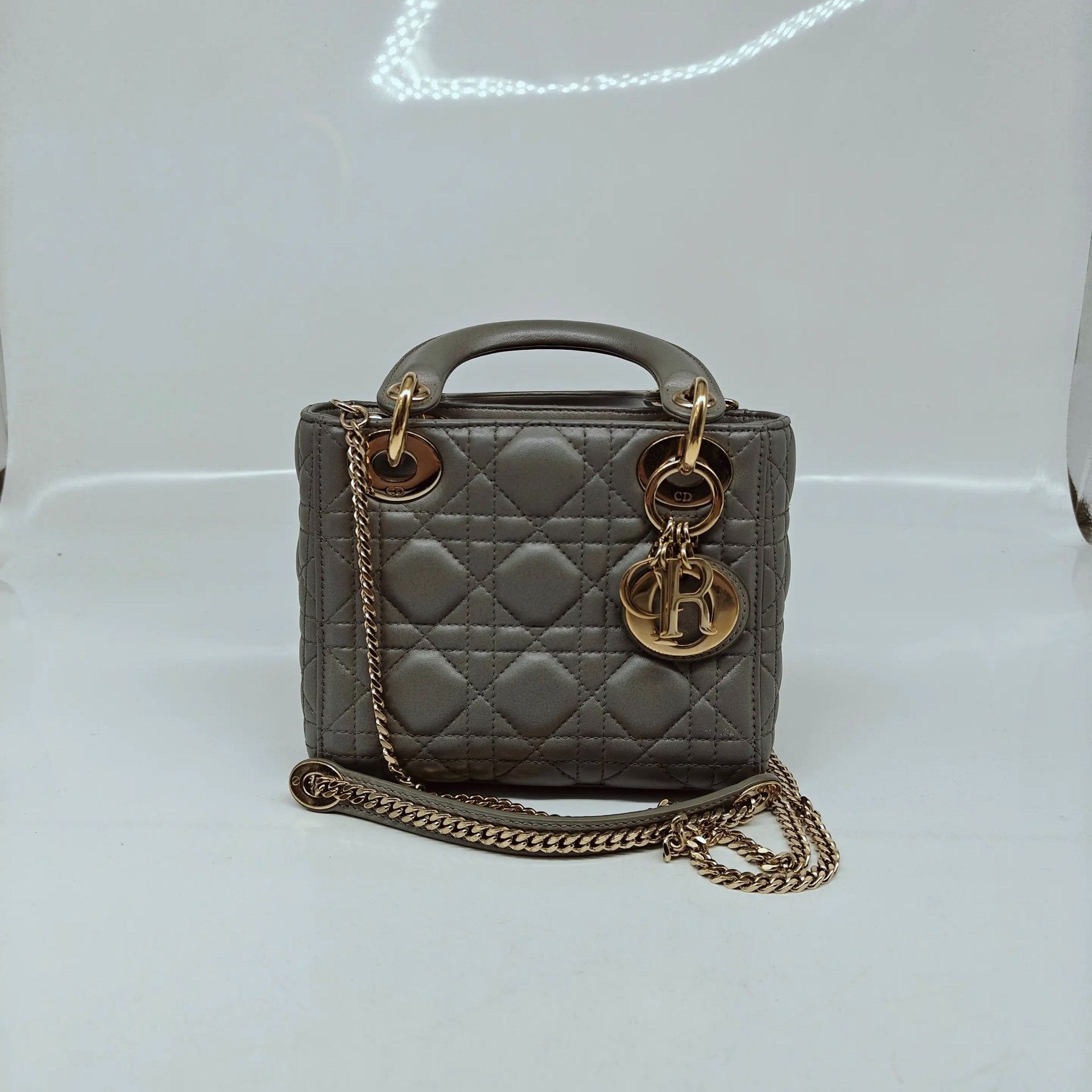Dior Pre-loved Bag Very good condition Size ONE SIZE - 1 Thumbnail