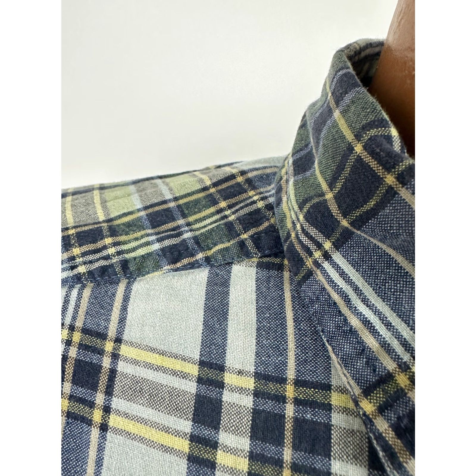 Banana Republic VINTAGE Banana Republic Shirt XL Oversized Button Down Lightweight Cotton Blue Plaid Mens Size US XL / EU 56 / 4 - 4 Thumbnail