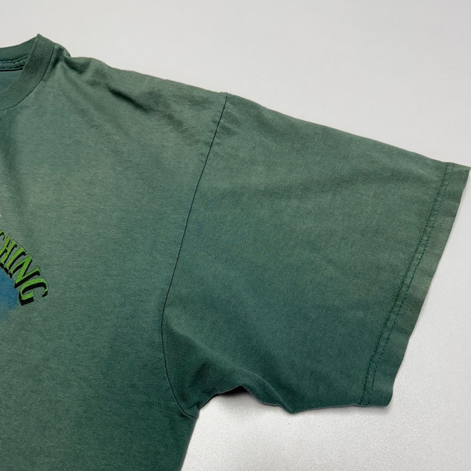 Vintage Vintage Outdoor Hunting & Fishing T Shirt Mens 2XL Green Pho Size US XXL / EU 58 / 5 - 7 Thumbnail