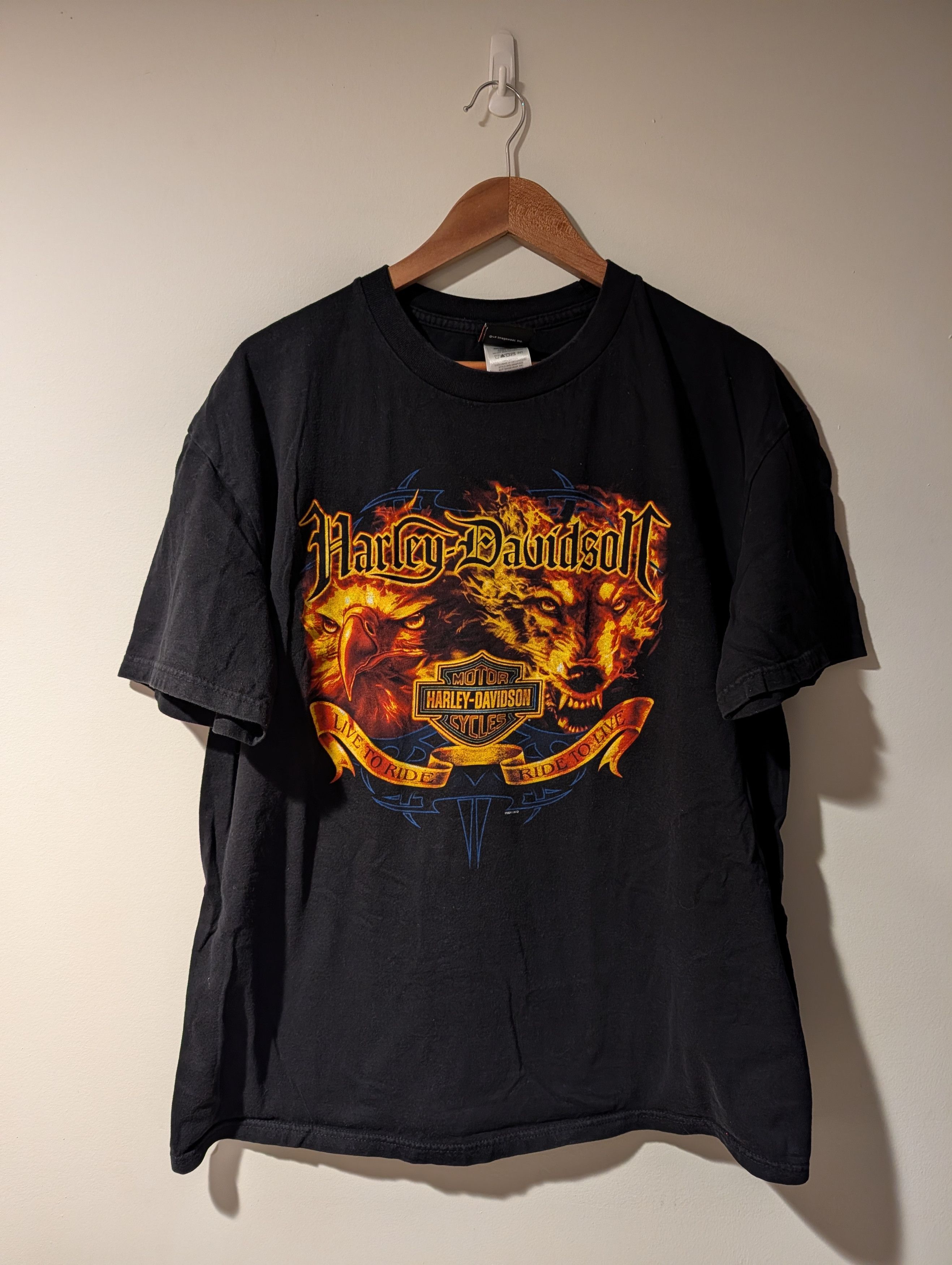 Harley Davidson Vintage 2011 Harley Davidson Motorcycle Live to Ride T-Shirt Size US XL / EU 56 / 4 - 1 Thumbnail