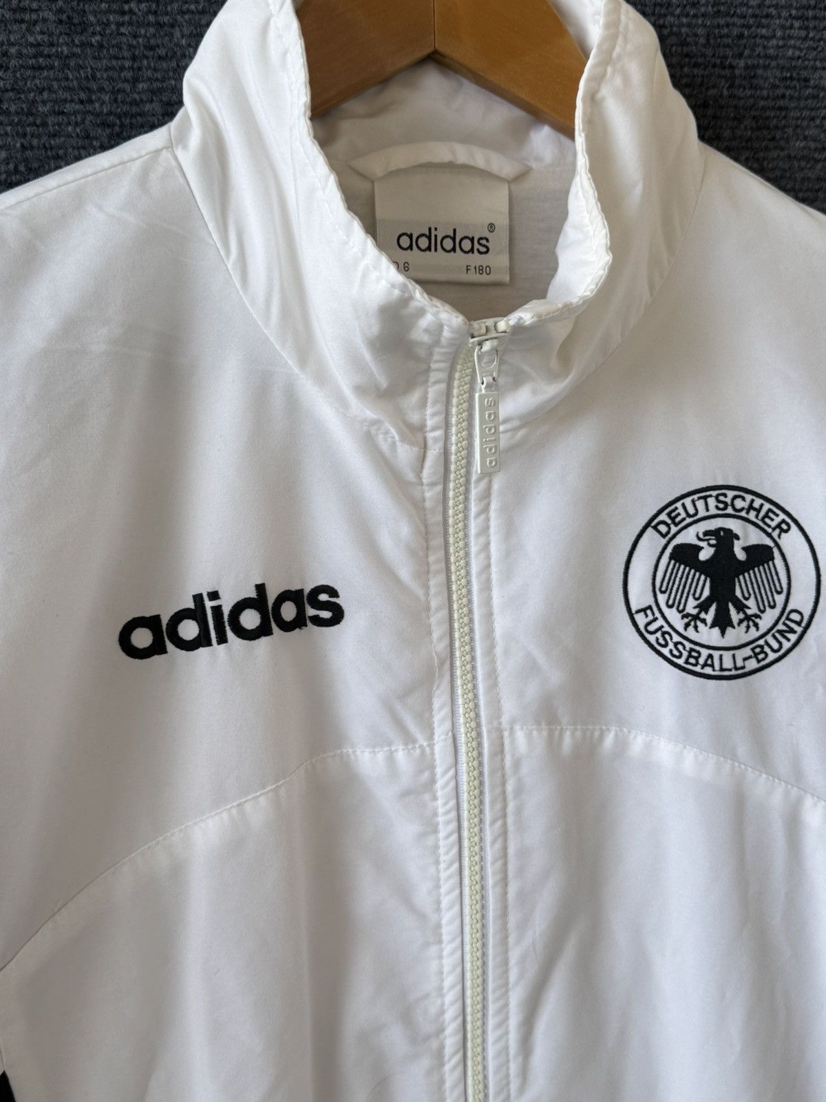 Other VINTAGE 90’s ADIDAS GERMANY 1996 WOVEN TRACK JACKET 🇩🇪🏆 Size US L / EU 52-54 / 3 - 3 Thumbnail