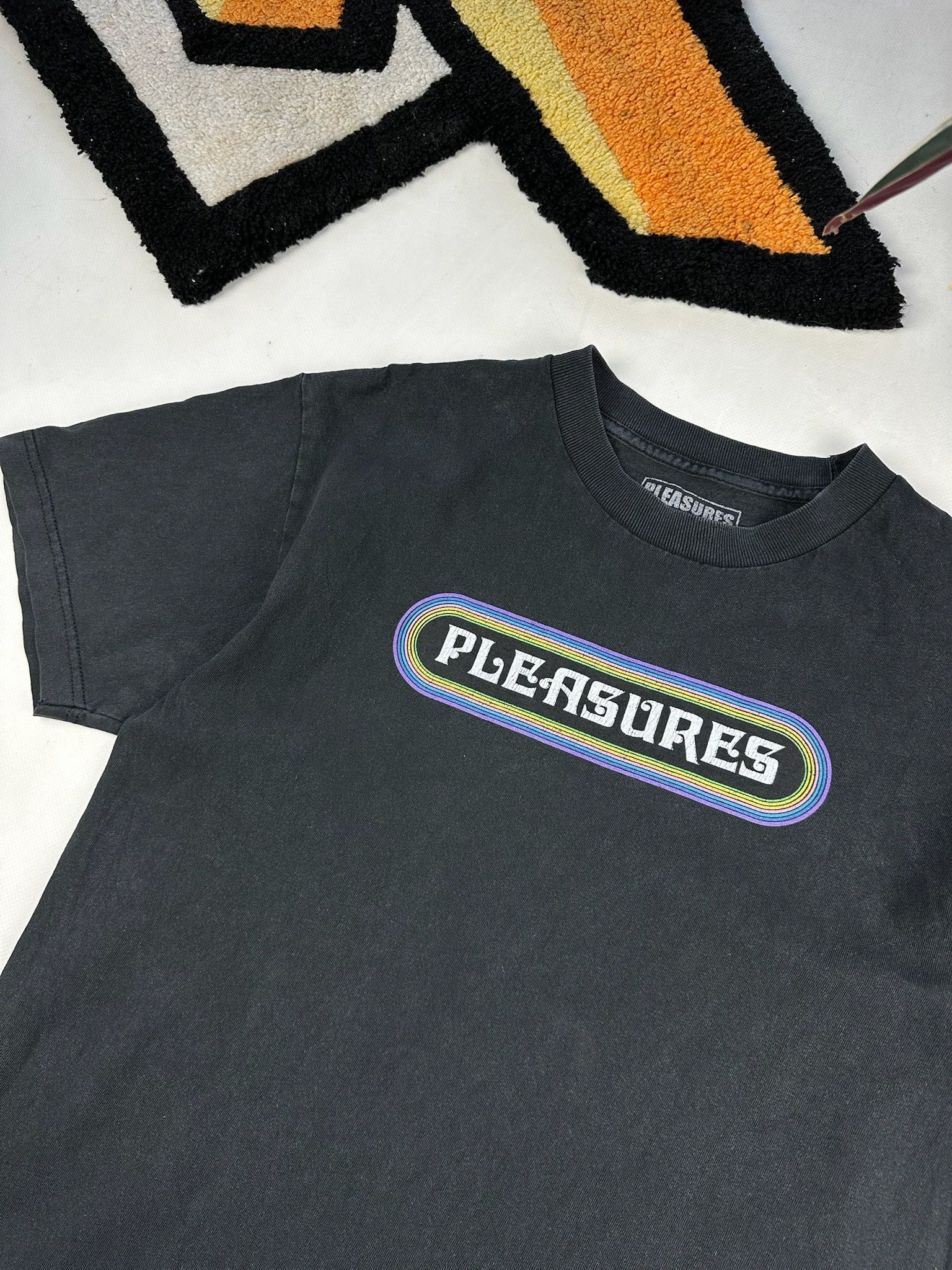 Pleasures PLEASURES TEE Size US M / EU 48-50 / 2 - 4 Thumbnail