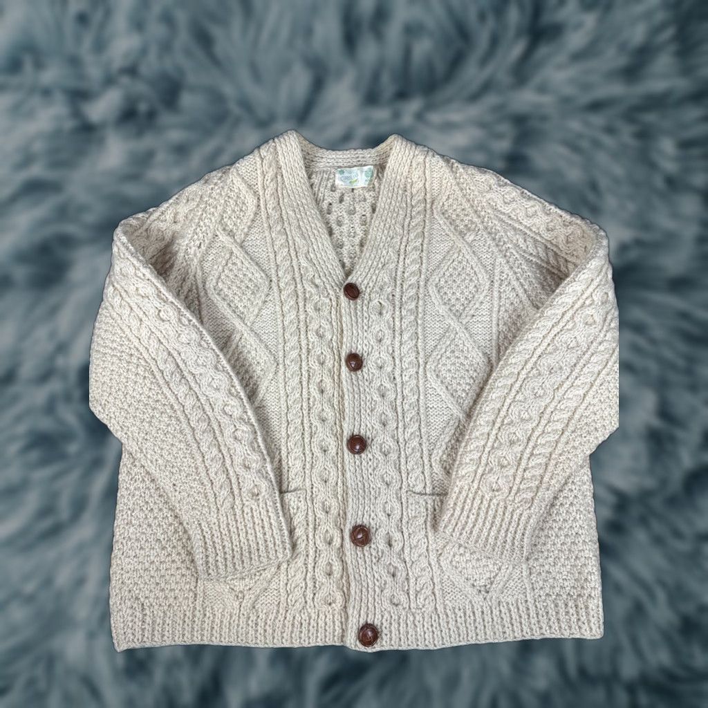 Vintage VINTAGE Carrais Irish Bainin Wool Fisherman Cardigan Sweater Cable Knit Ivory Mens Regular Long Sleeve Buttoned Knit Size US M / EU 48-50 / 2 - 1 Thumbnail