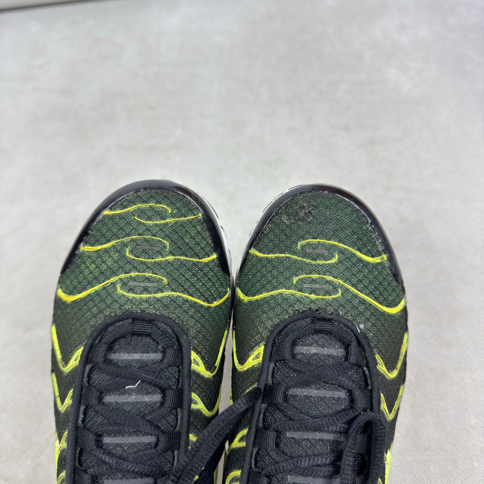 Nike Nike Air Max Plus GS 655020-073 Running Sneakers Shoes 5.5 Size US 5 / EU 37 - 6 Thumbnail