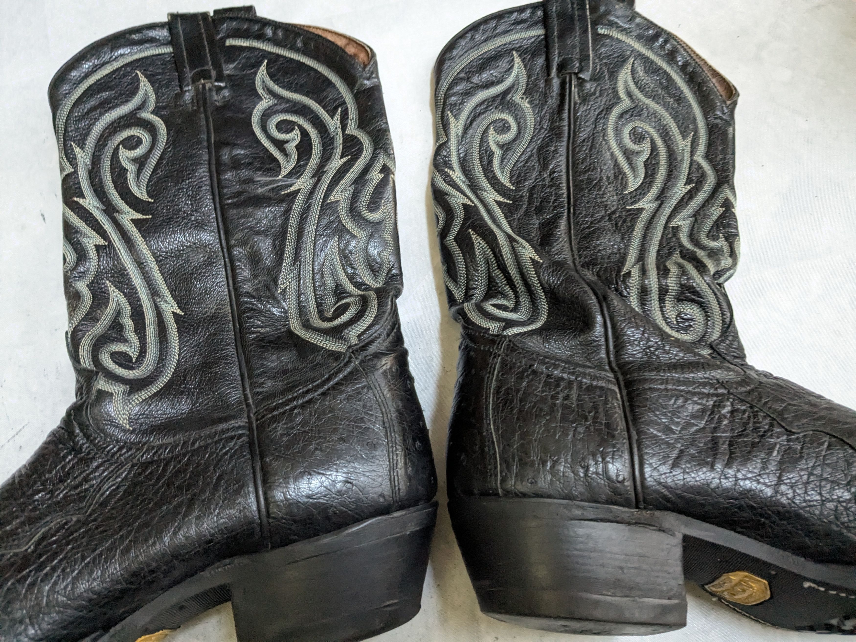 Tony Lama Tony Lama Cowboy Boots Ostrich Leather Black 9.5 D USA Size US 9.5 / EU 42-43 - 7 Thumbnail