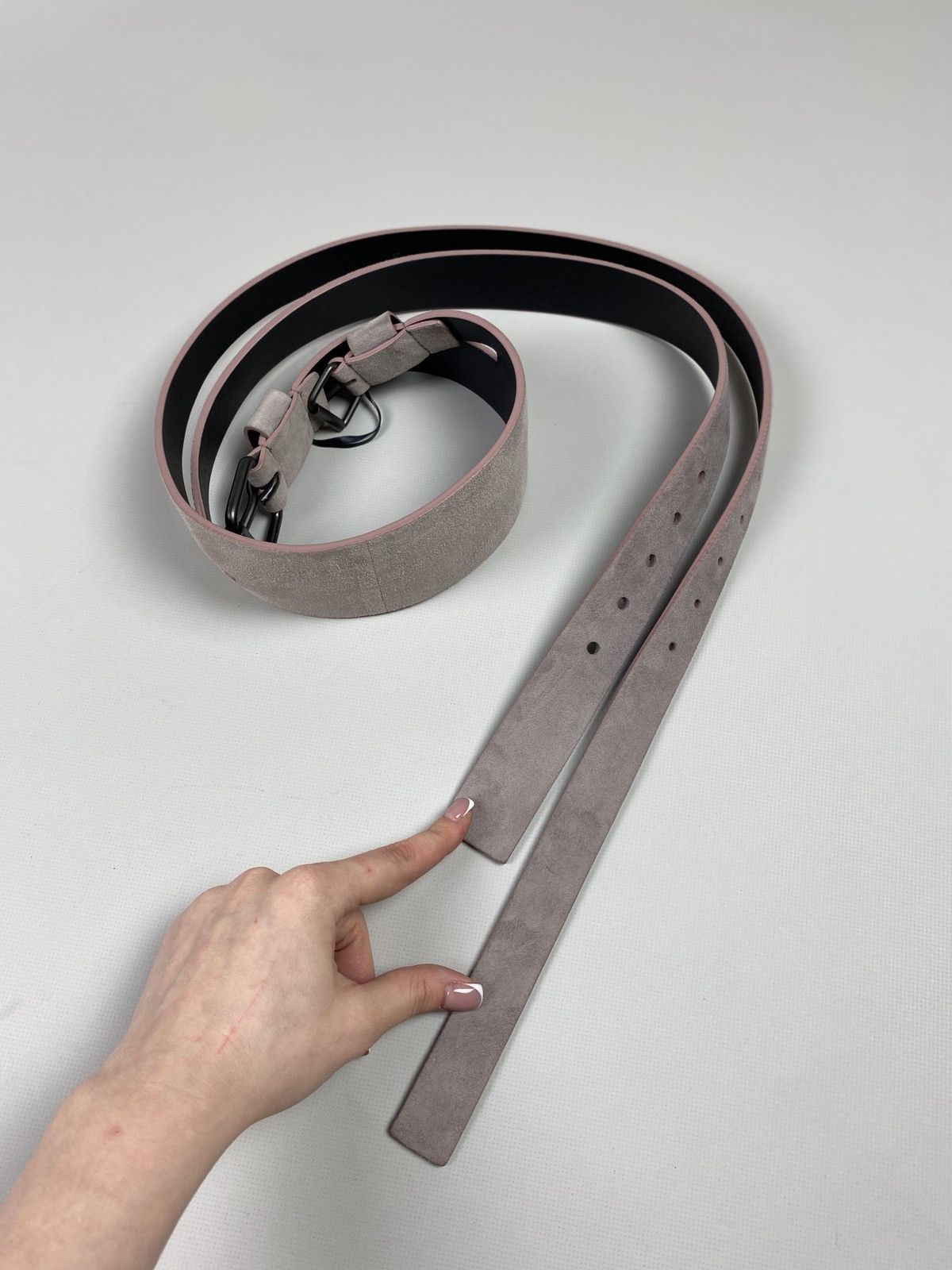 Haider Ackermann Haider Ackermann ladies suede nude belt size M Size ONE SIZE - 6 Thumbnail