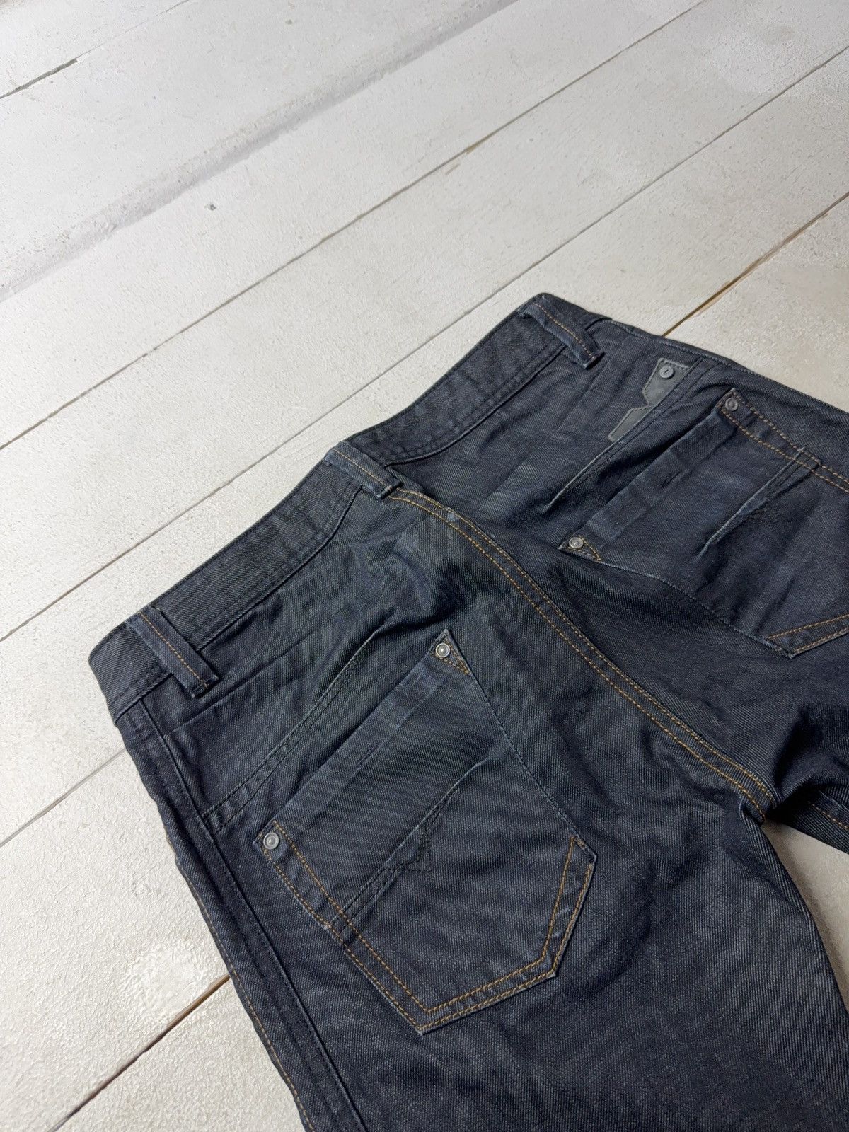 Diesel Luxury 00s Diesel Darron Regular Slim Tapered Jeans W29 L32 Size US 29 - 21 Thumbnail