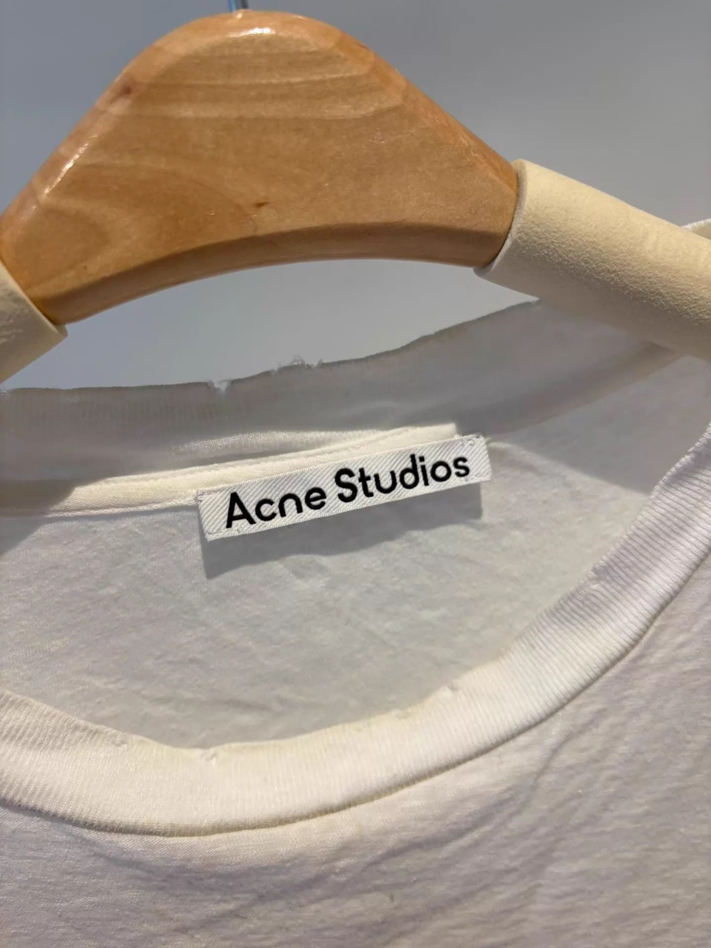 Acne Studios Acne 25th Distressed Logo White SS Tee S Deadstock Size US S / EU 44-46 / 1 - 2 Thumbnail