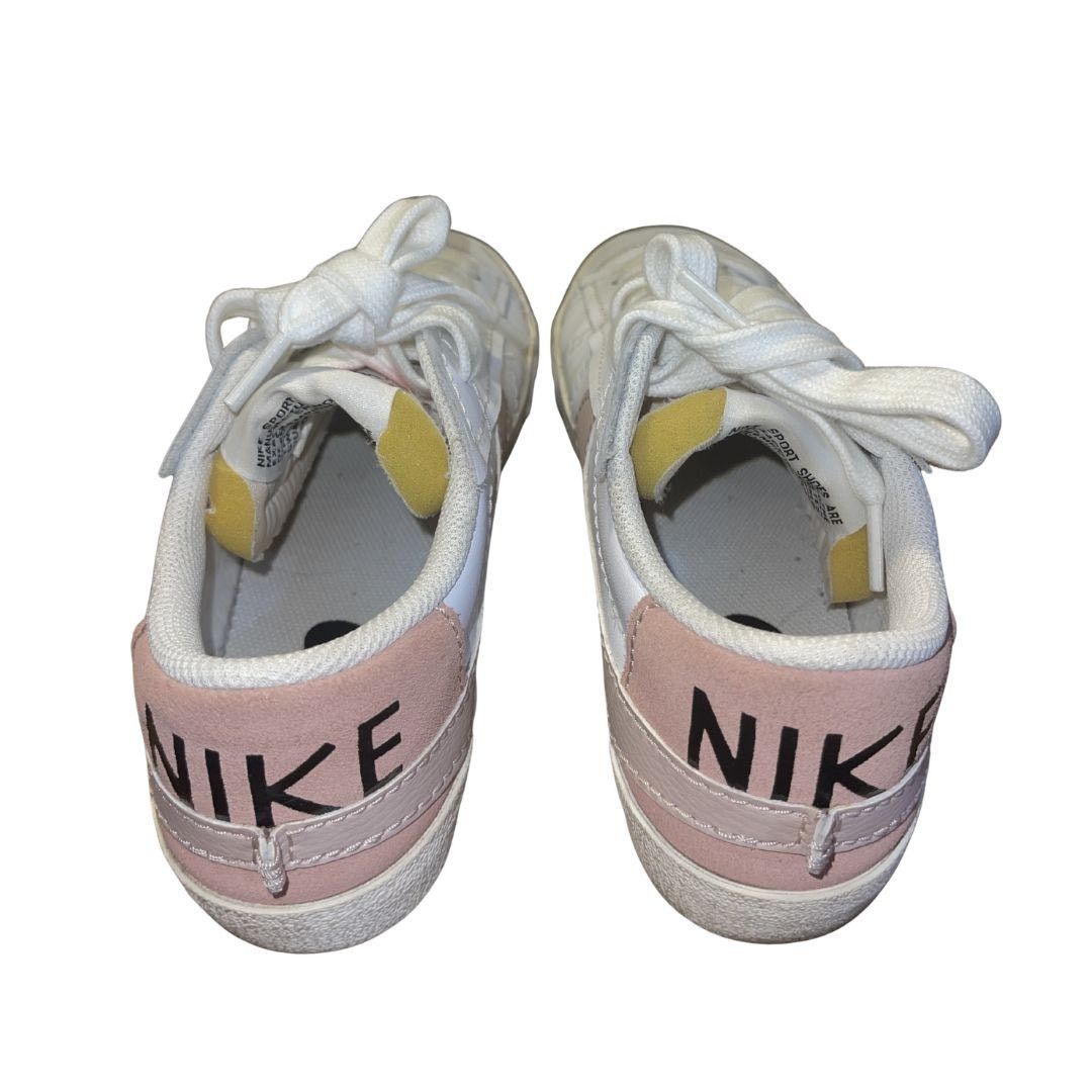 Nike Women Blazer Low 77 Jumbo White Pink Sneaker Size 9 Athletic Size US 9 / IT 39 - 3 Thumbnail