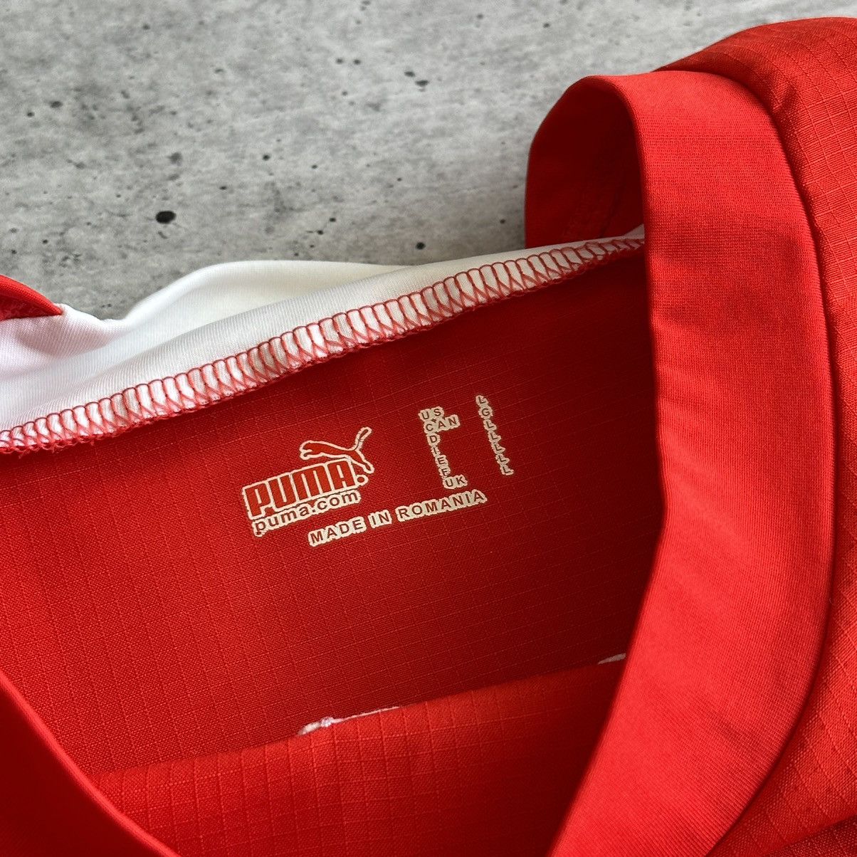 Puma Puma Switzerland 2006-2008 Home Football Shirt Soccer Jersey Size US L / EU 52-54 / 3 - 5 Thumbnail