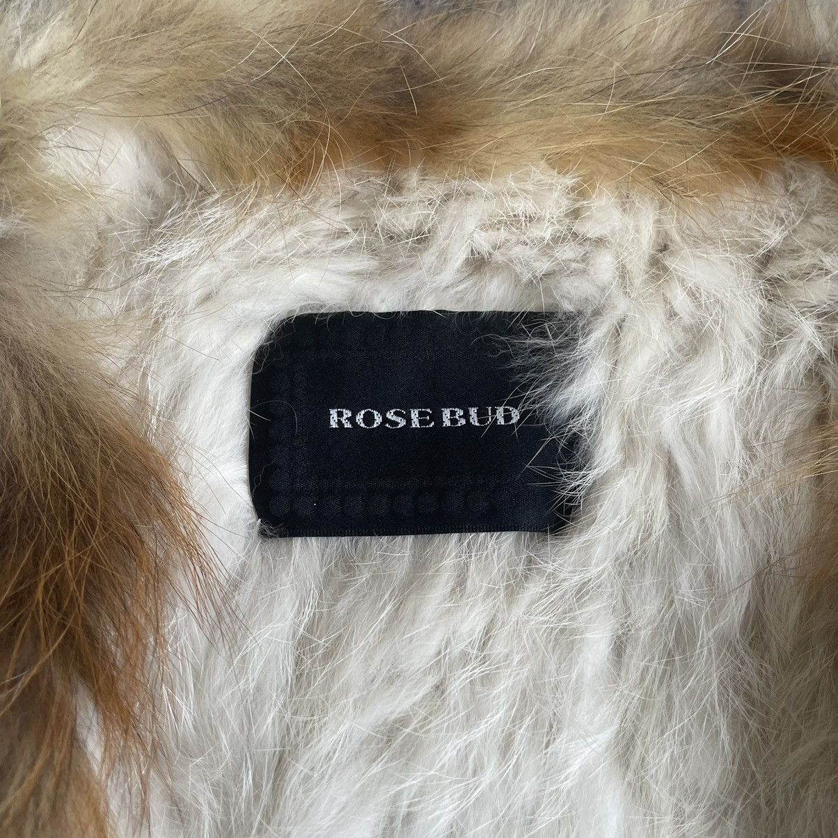 Beauty Beast Vintage Rose Bud Fur Sleeveless Vest Size US M / EU 48-50 / 2 - 3 Thumbnail