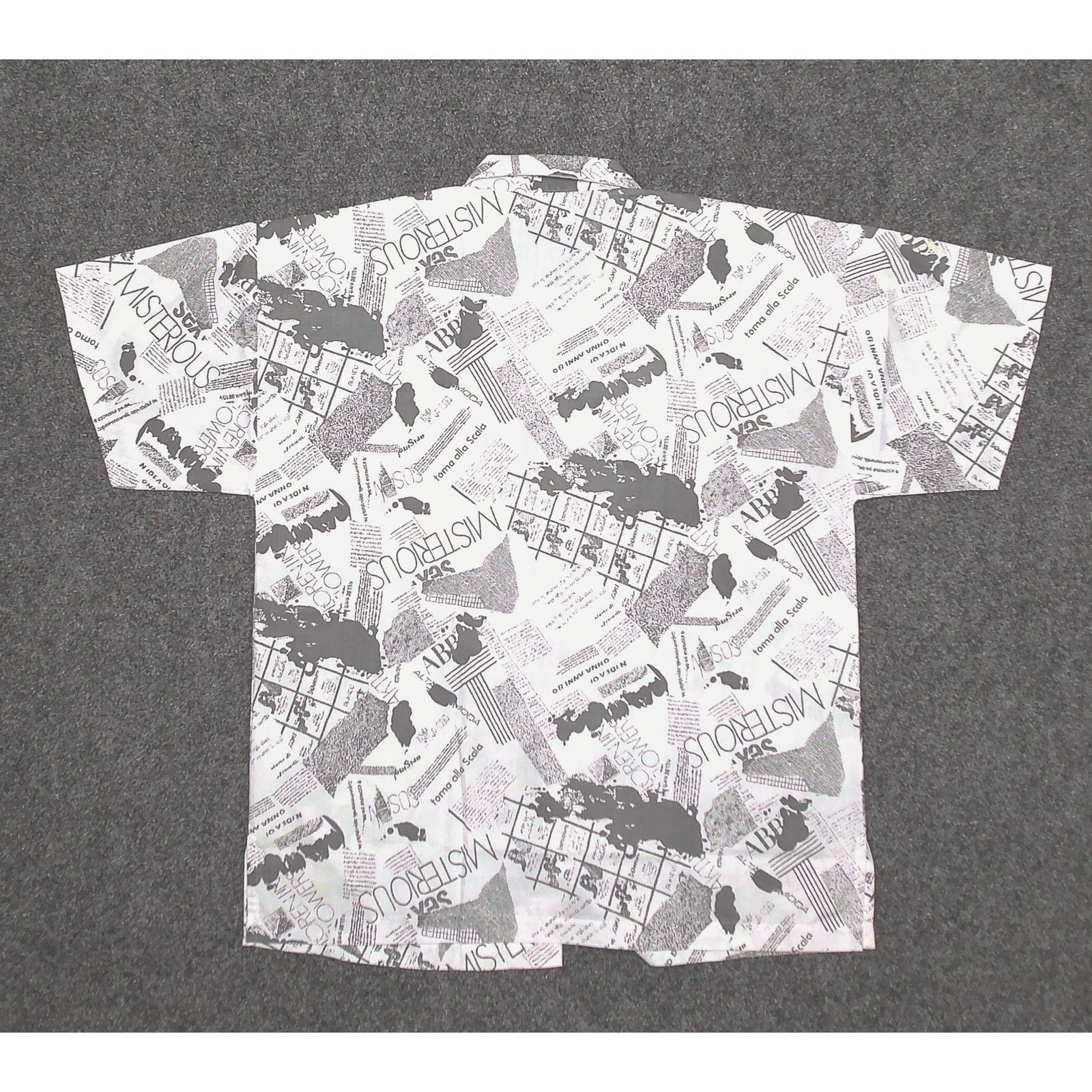 Gabrielle Y2K Baggy Newspaper Print Camp Shirt XL Size US XL / EU 56 / 4 - 2 Thumbnail