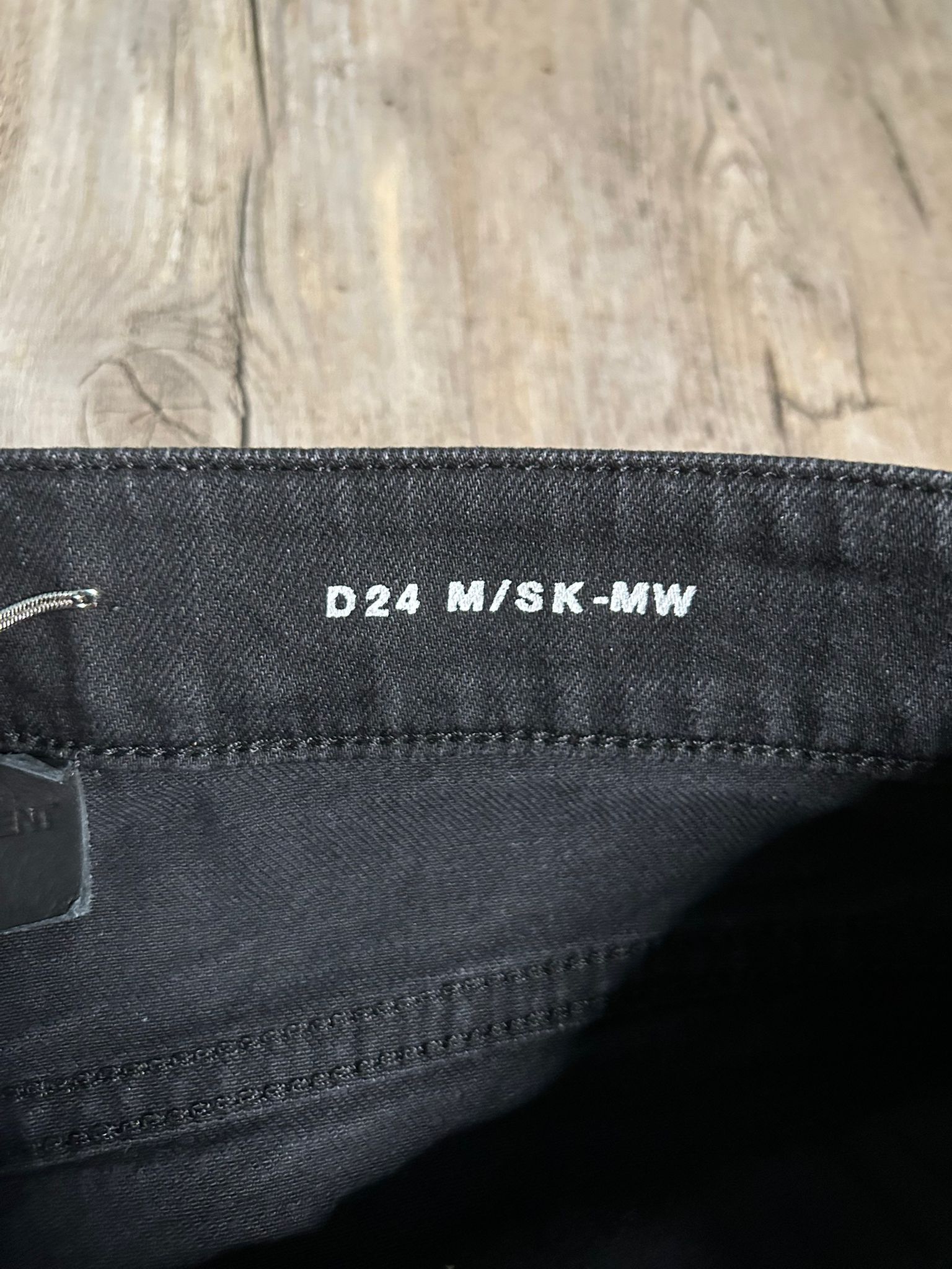 Saint Laurent Paris Saint Laurent Paris D24 Black Size US 30 / EU 46 - 5 Thumbnail