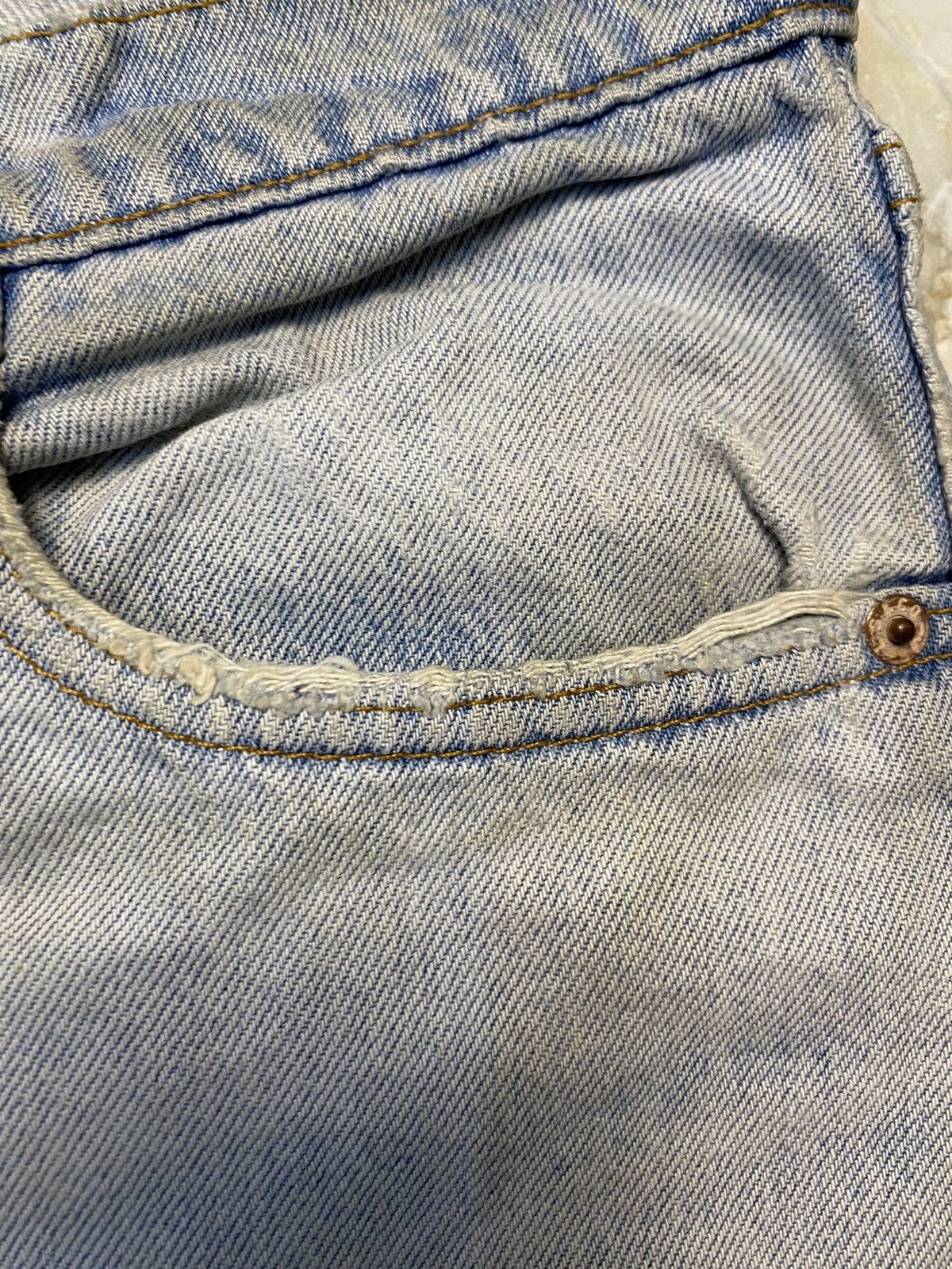 Levi's VINTAGE LEVIS 505 REGULAR FIT Size US 34 / EU 50 - 12 Thumbnail