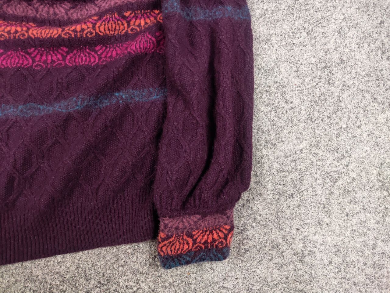 Japanese Brand Ivko Structure pullover pattern Wool blackberry Sweater Size L / US 10 / IT 46 - 10 Thumbnail