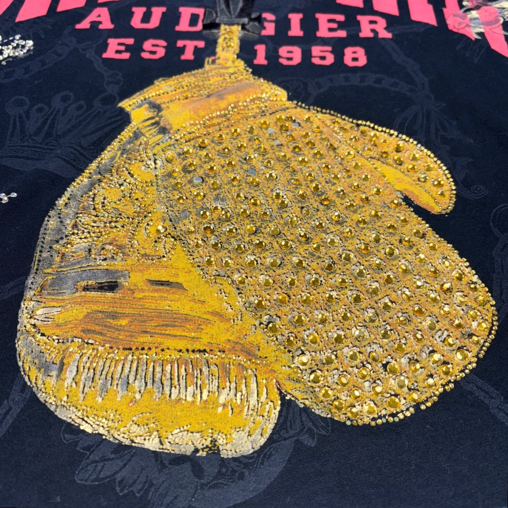 Vintage VINTAGE Christian Audigier Shirt XL Unisex Graphic Print T-Shirt with Rhinestone Boxing Gloves NYC Crown Panther USA Size US XL / EU 56 / 4 - 3 Thumbnail