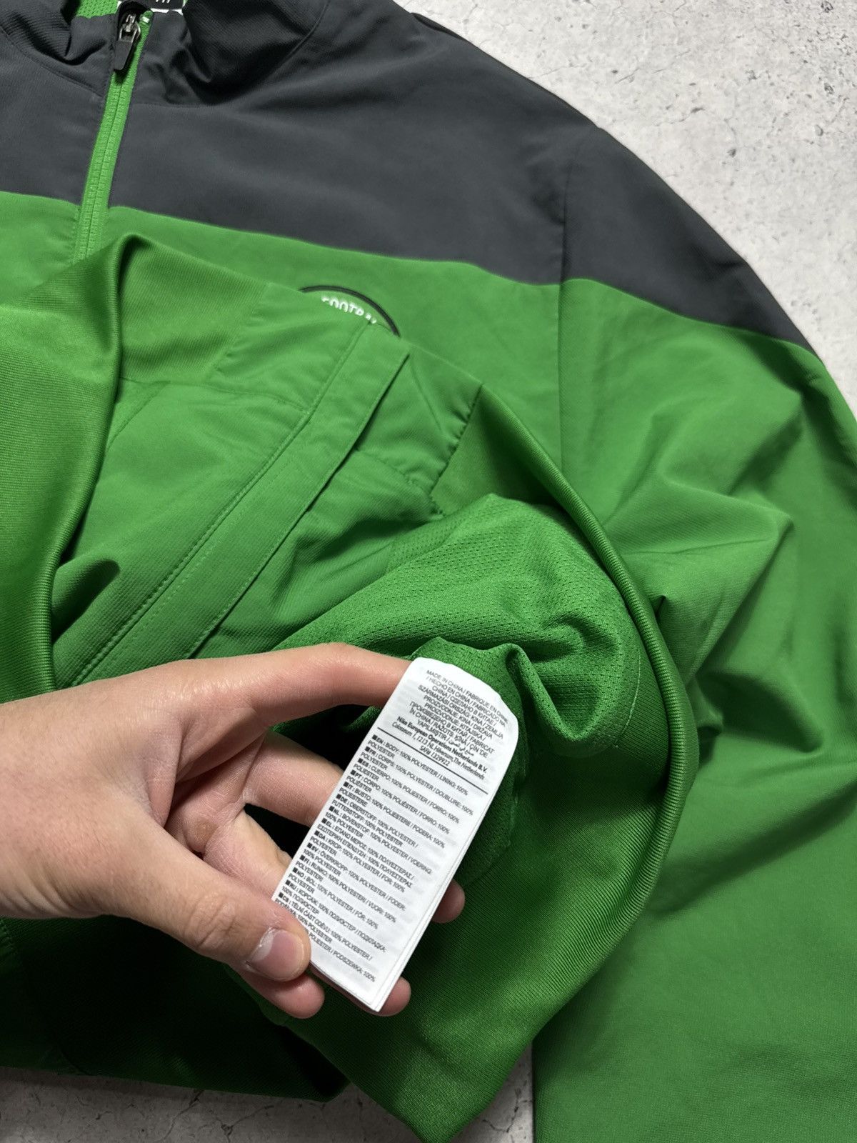 Nike Nike Celtic Vintage Nylon Track Suit Football Jacket & Pants Size US XL / EU 56 / 4 - 7 Thumbnail