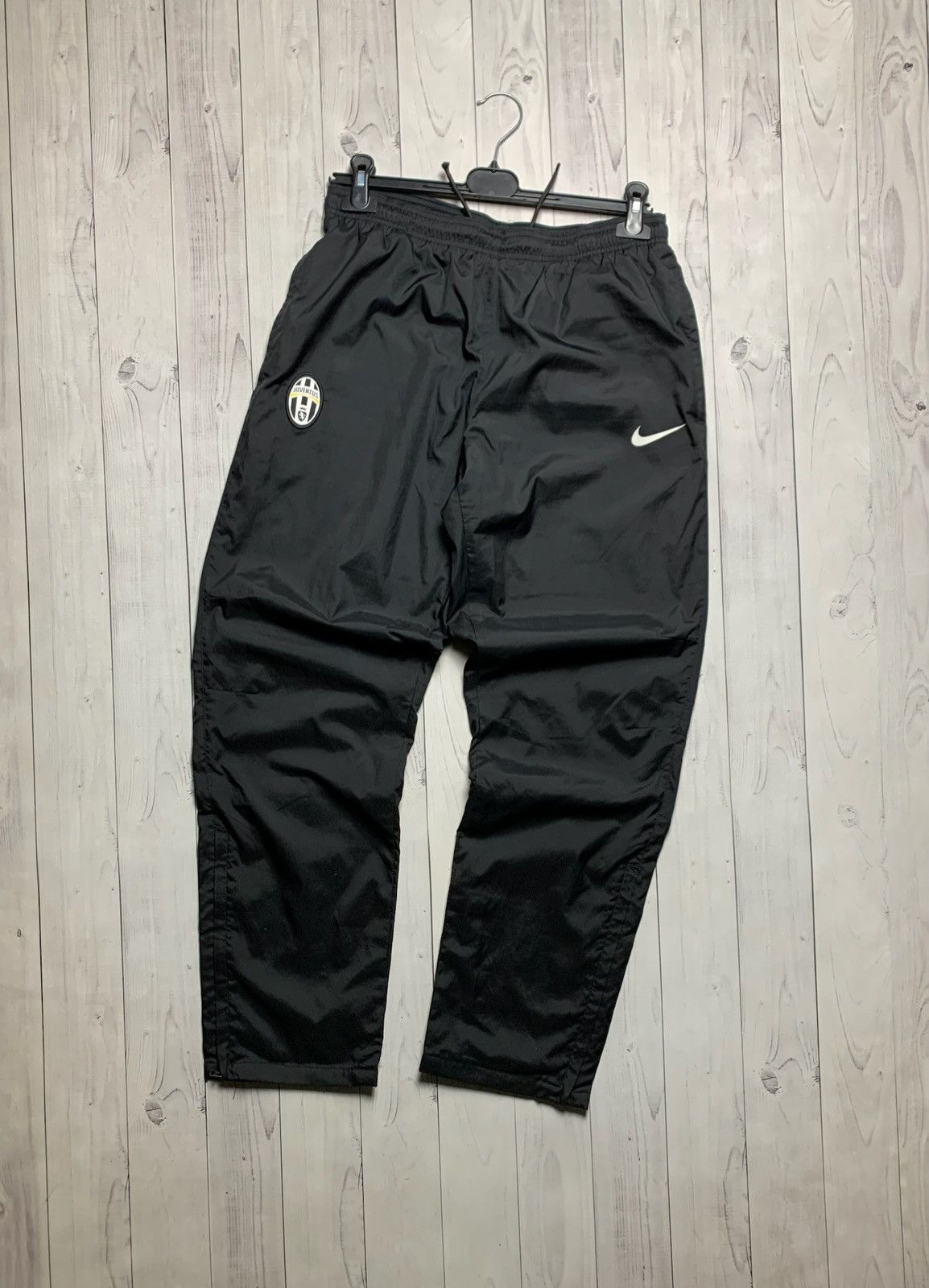 Nike × Vintage Vintage Nike Juventus soccer tracksuit size M rare Size US M / EU 48-50 / 2 - 4 Thumbnail
