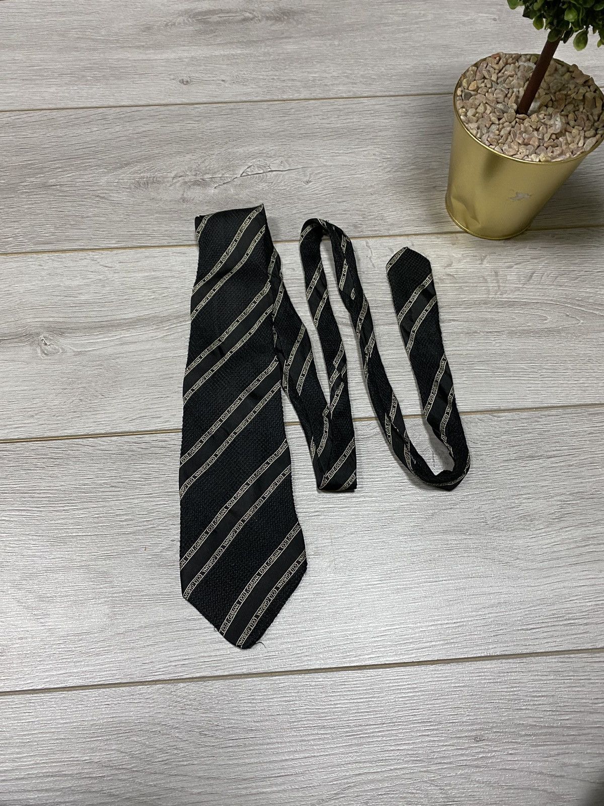 Dolce & Gabbana Dolce & Gabbana girl RARE vintage tie Size ONE SIZE - 5 Thumbnail