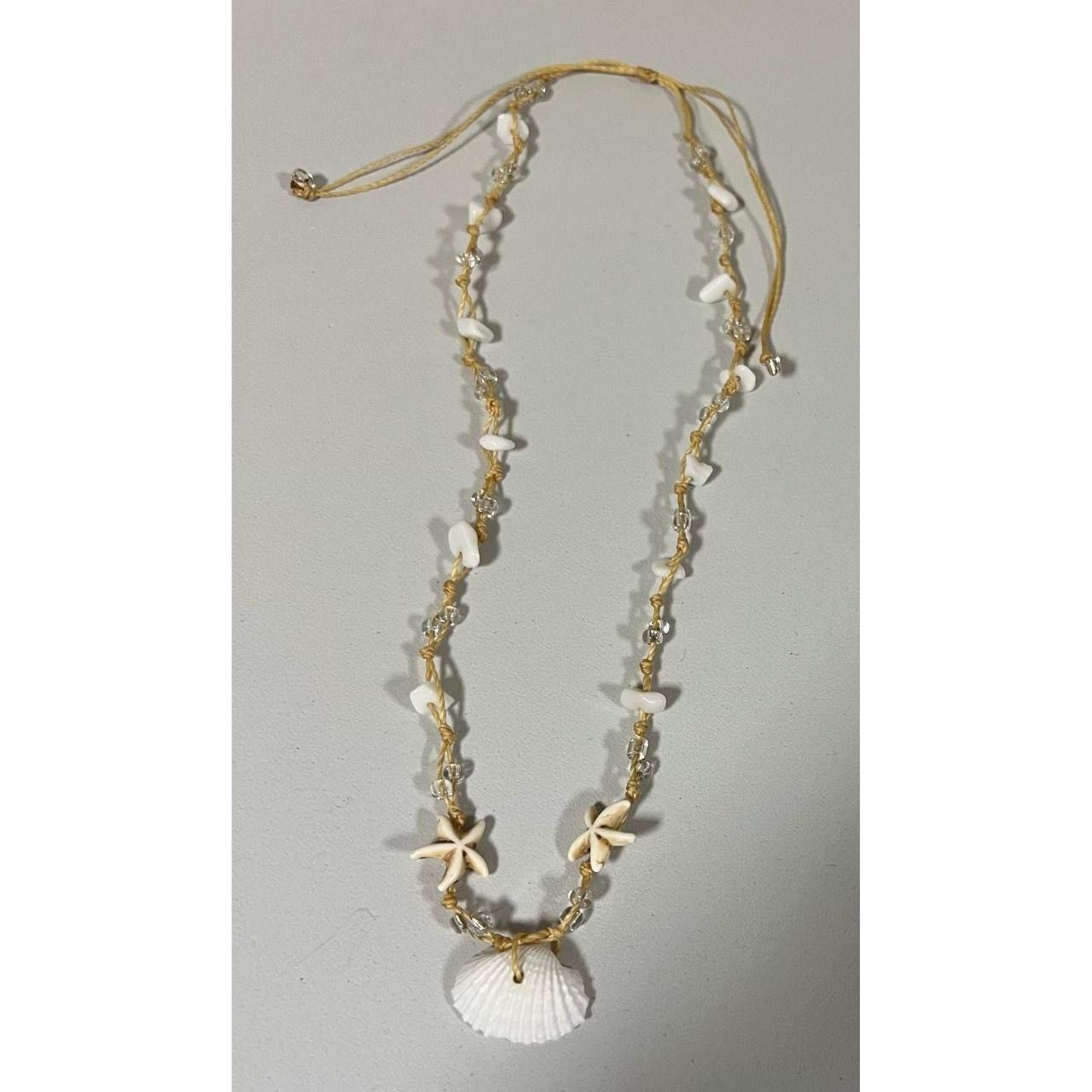 Jewelry × Vintage Tan Beaded Seashell Starfish Beach Vibes Necklace Jewelry 🐚 Size ONE SIZE - 1 Thumbnail